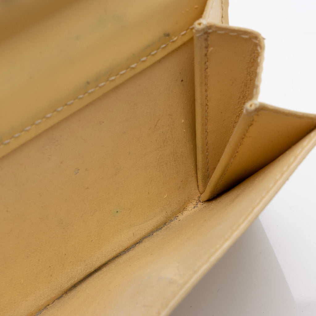 Louis Vuitton Vintage Epi Leather Trifold Wallet (SHF-23581)