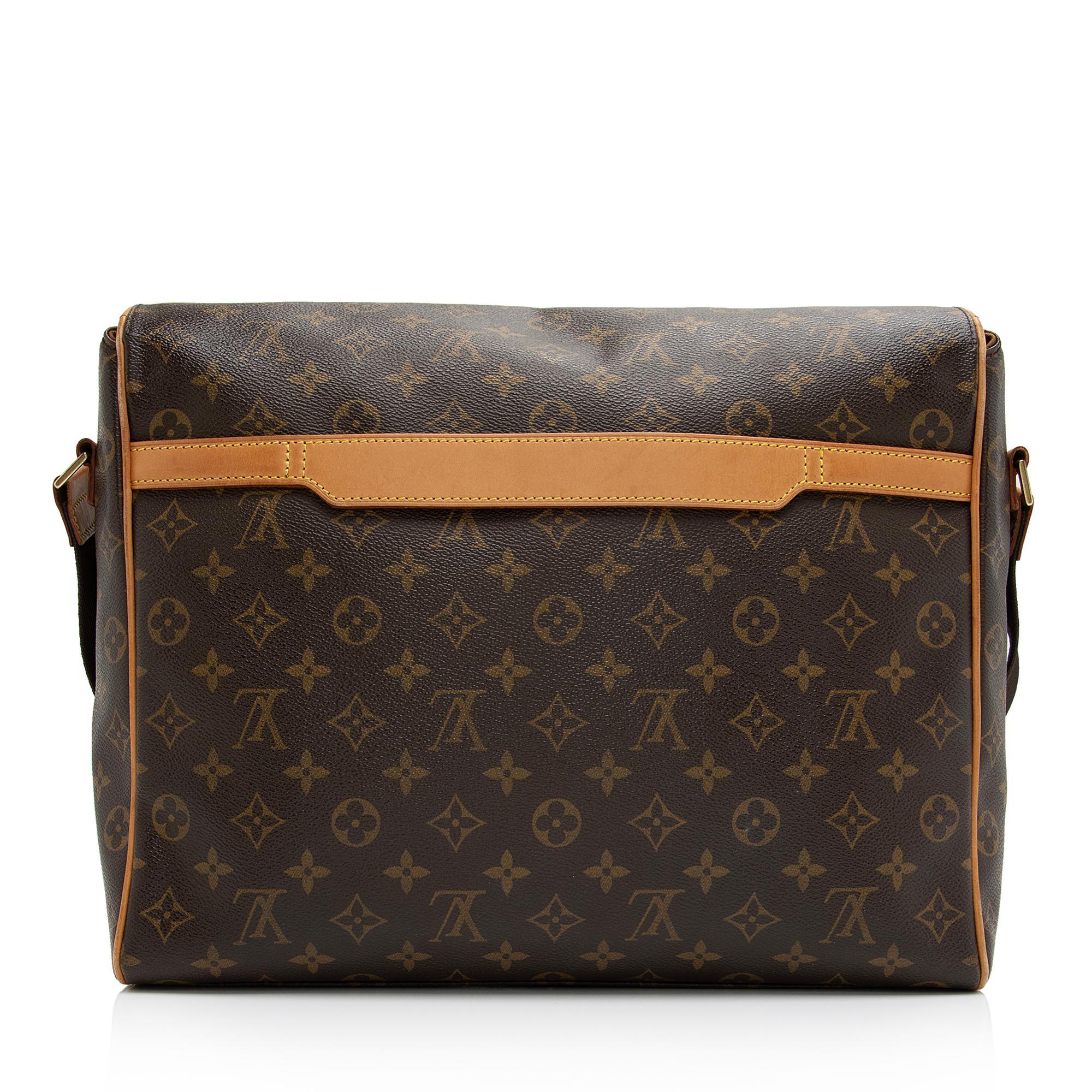 Louis Vuitton Vintage Monogram Canvas Abbesses Messenger Bag (SHF-hrSvMV)
