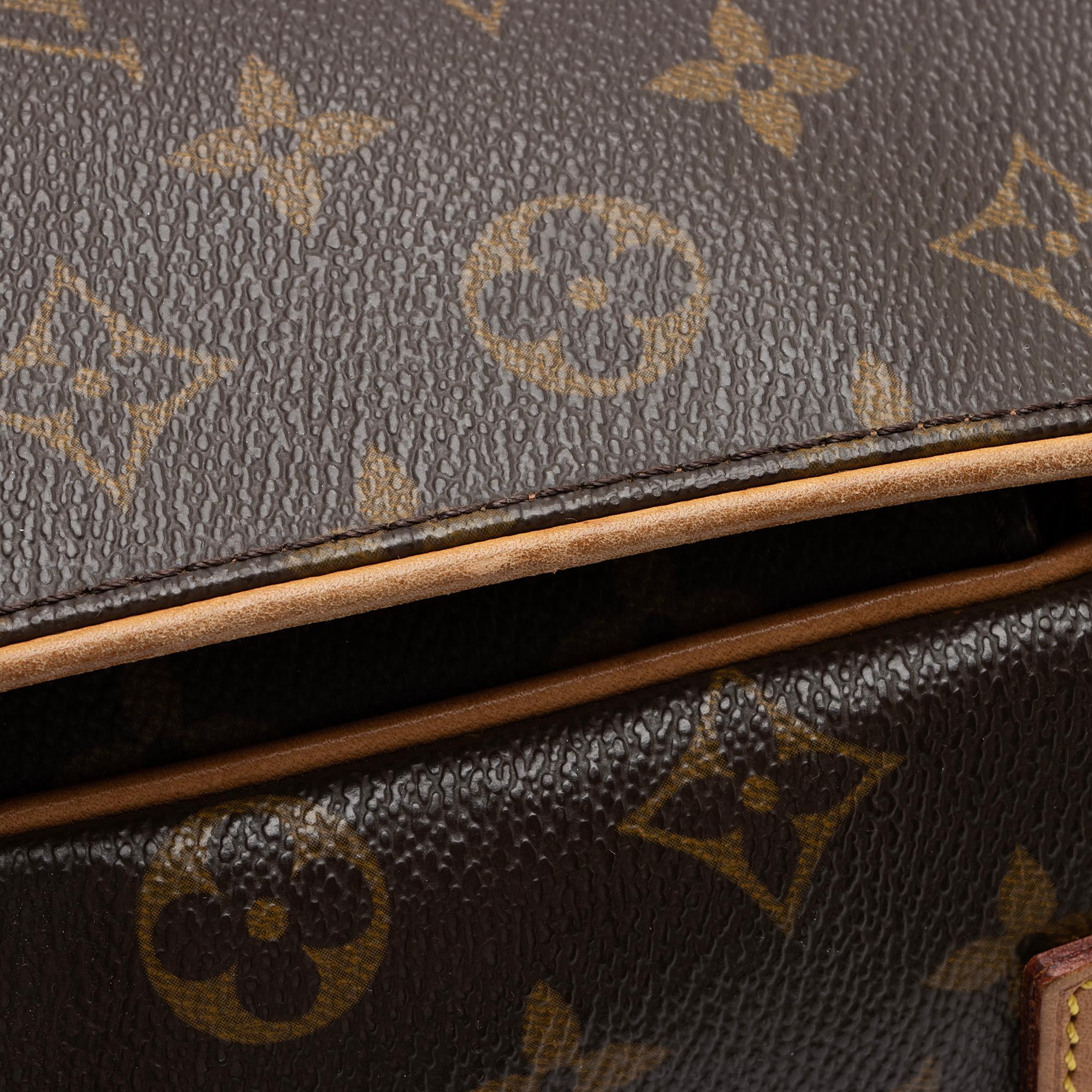 Louis Vuitton Vintage Monogram Canvas Abbesses Messenger Bag (SHF-hrSvMV)