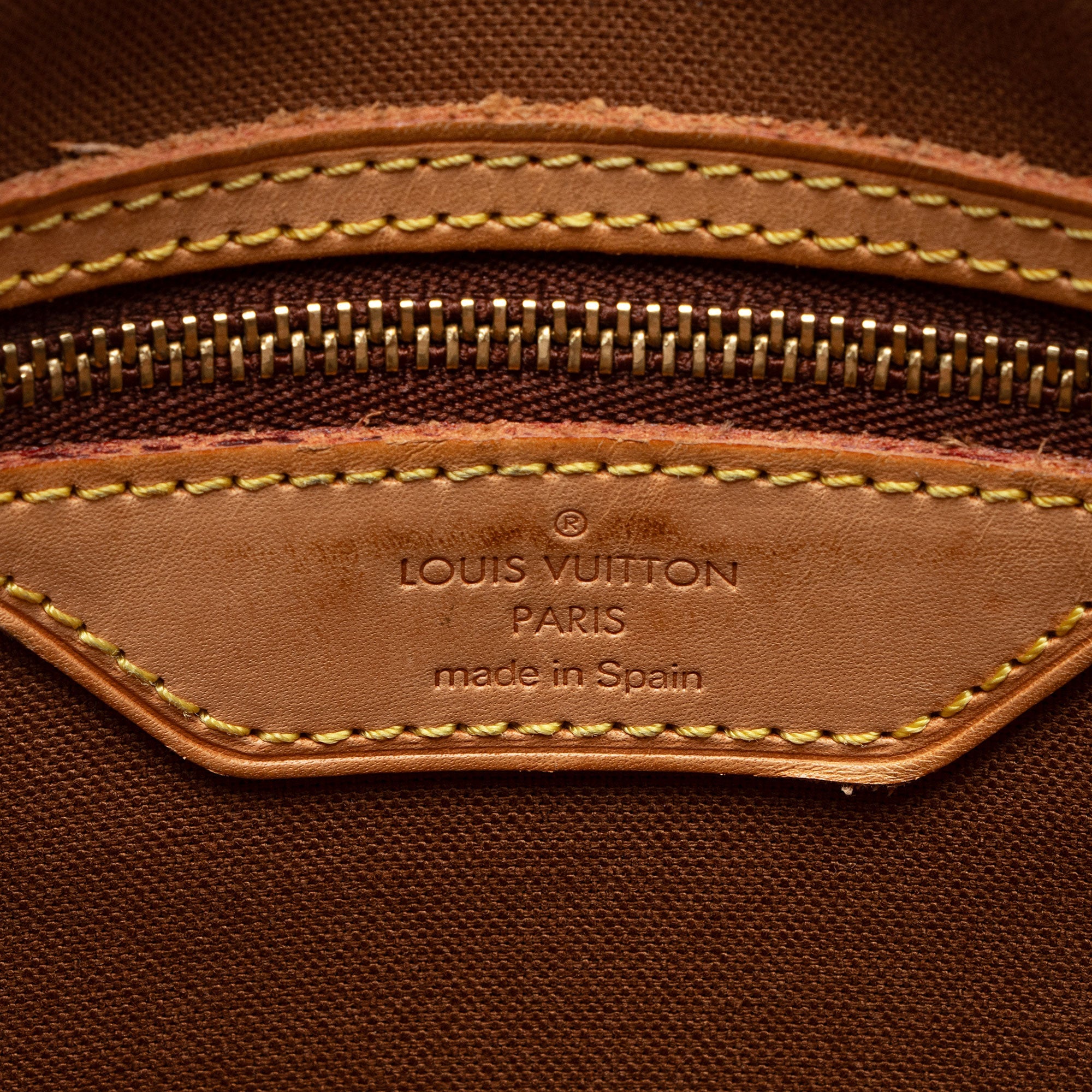 Louis Vuitton Vintage Monogram Canvas Abbesses Messenger