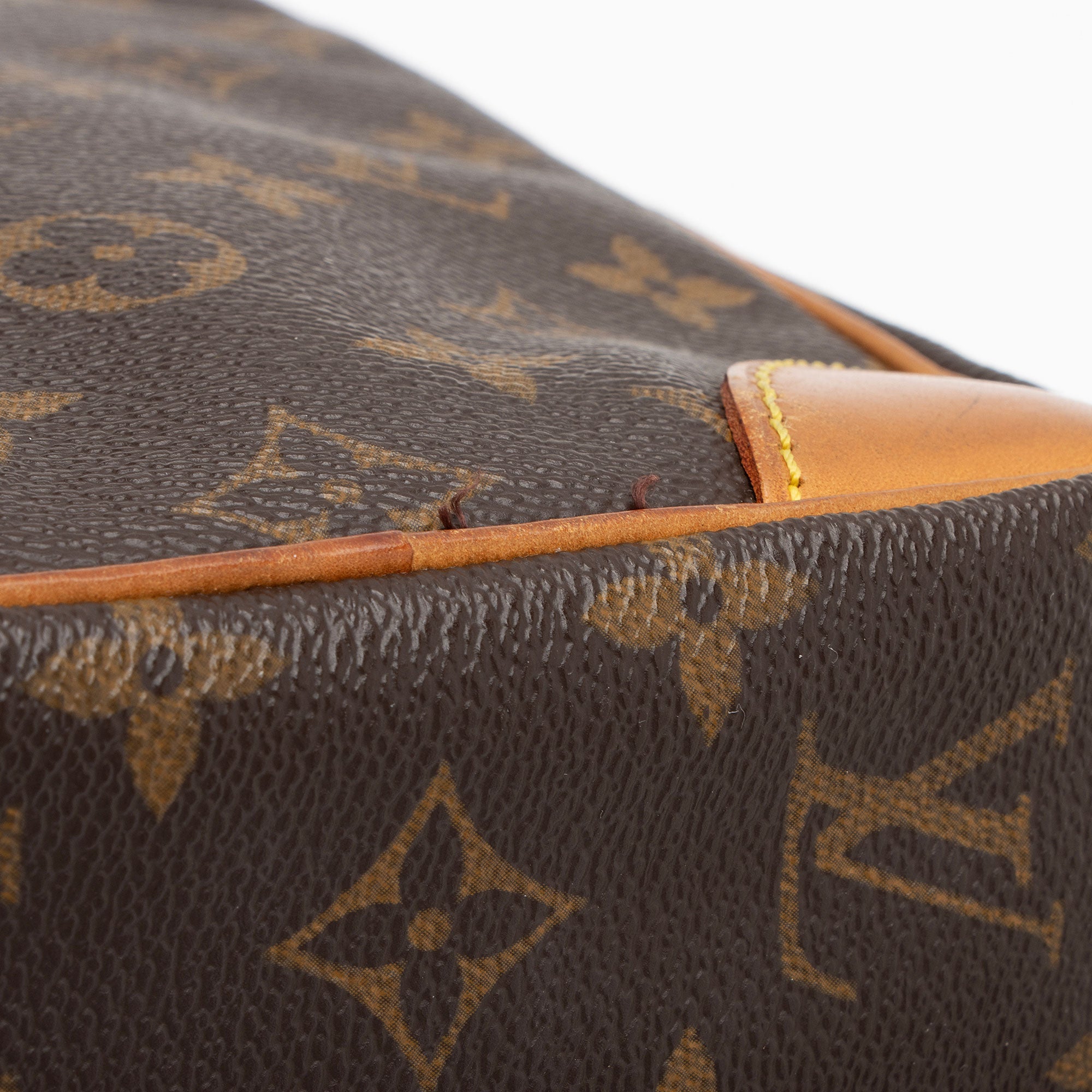 Louis Vuitton Vintage Monogram Canvas Amazone Shoulder Bag (SHF-zoC84k)