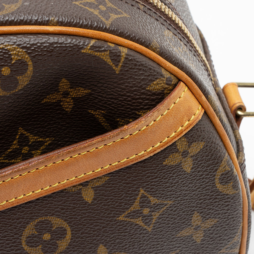 Louis Vuitton Vintage Monogram Canvas Blois Shoulder Bag