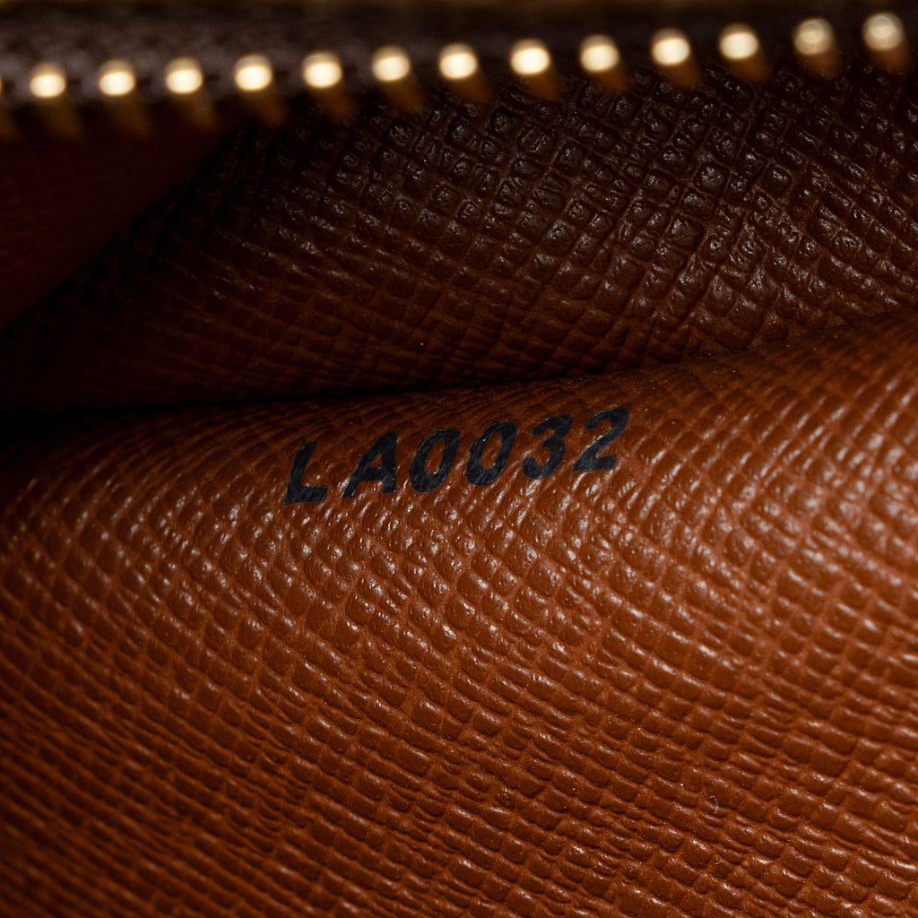 Louis Vuitton Vintage Monogram Canvas Boulogne PM Shoulder Bag (SHF-J630qs)