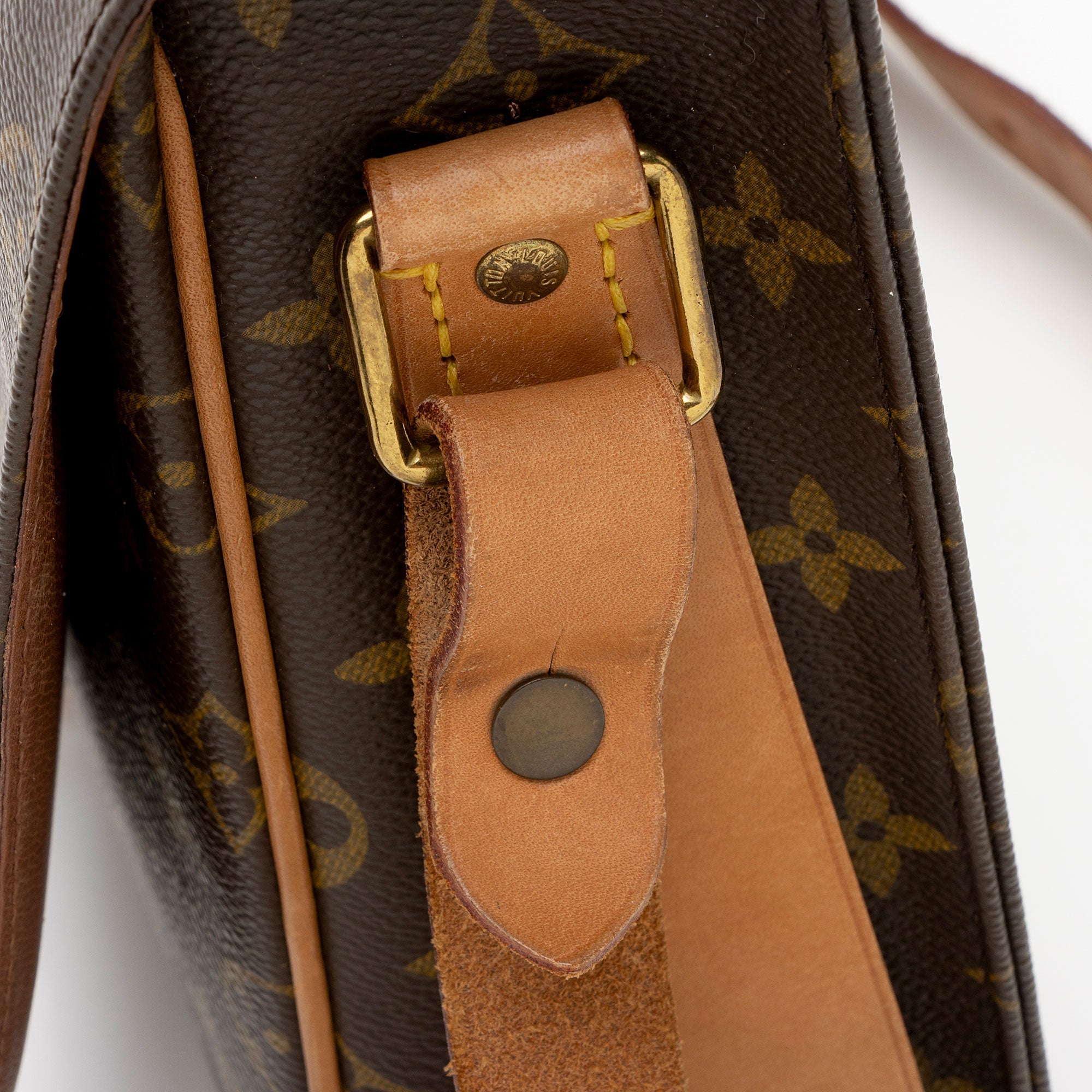 Louis Vuitton Vintage Monogram Canvas Cartouchiere GM Shoulder Bag (SHF-sdbpJh)