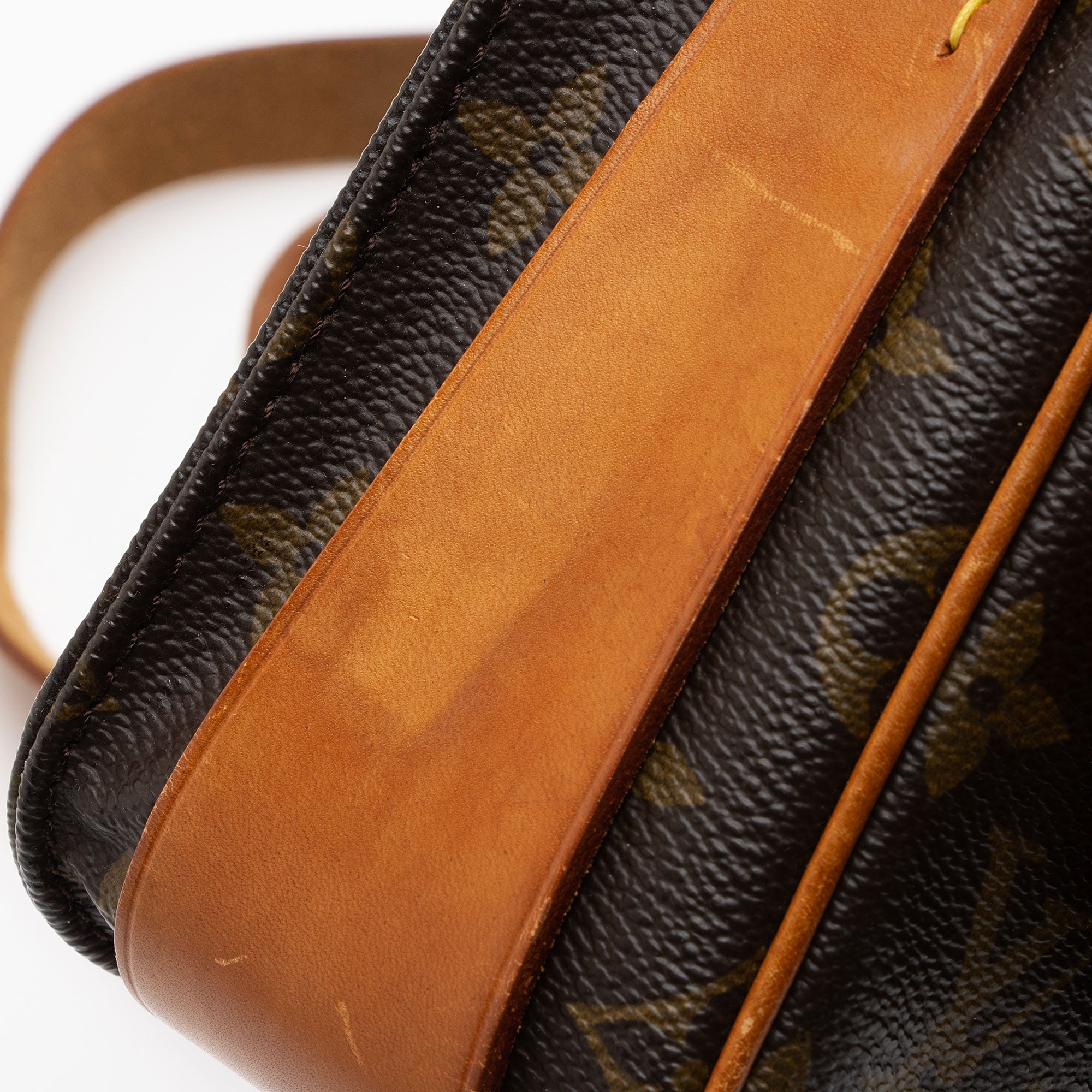 Louis Vuitton Vintage Monogram Canvas Cartouchiere MM Shoulder Bag (SHF-7VUXQB)