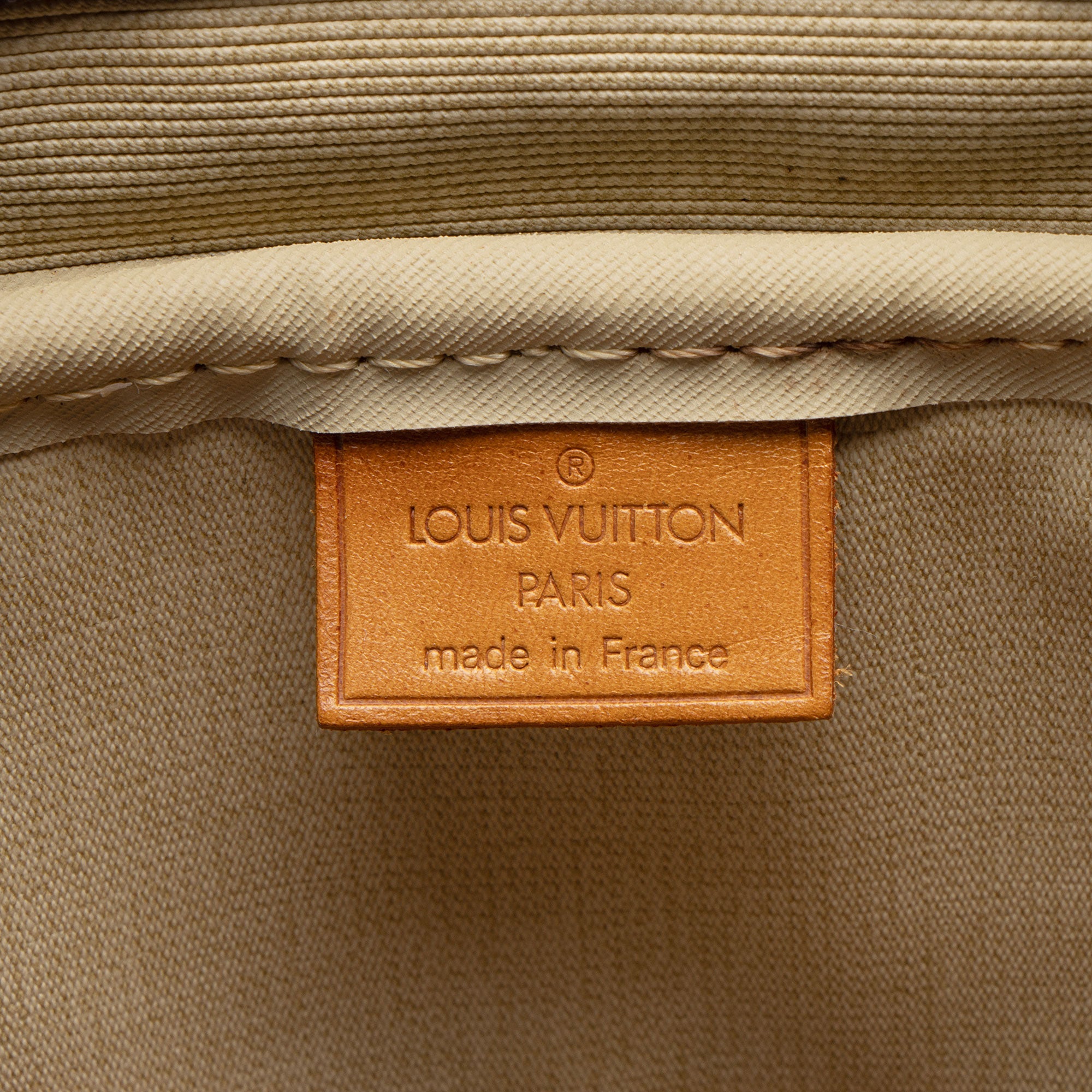 Louis Vuitton Vintage Monogram Canvas Deauville Satchel (SHF-HqTgh0)