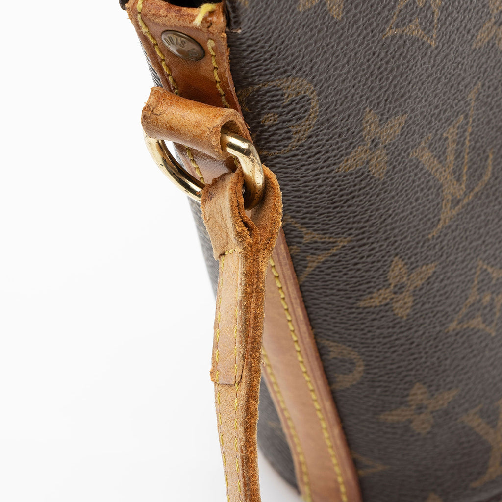 Louis Vuitton Vintage Monogram Canvas Drouot Shoulder Bag (SHF-mx5r7z)