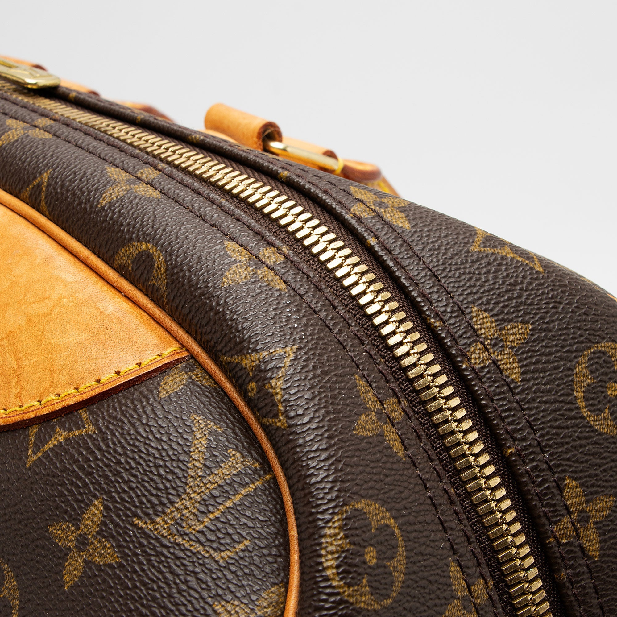 Louis Vuitton Vintage Monogram Canvas Evasion Weekender (SHF-oqME35)