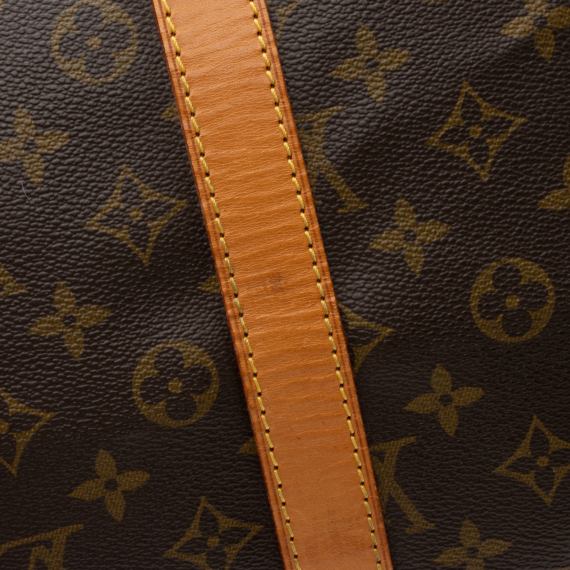 Louis Vuitton Vintage Monogram Canvas Keepall 55 Duffle Bag (SHF-xIA279)