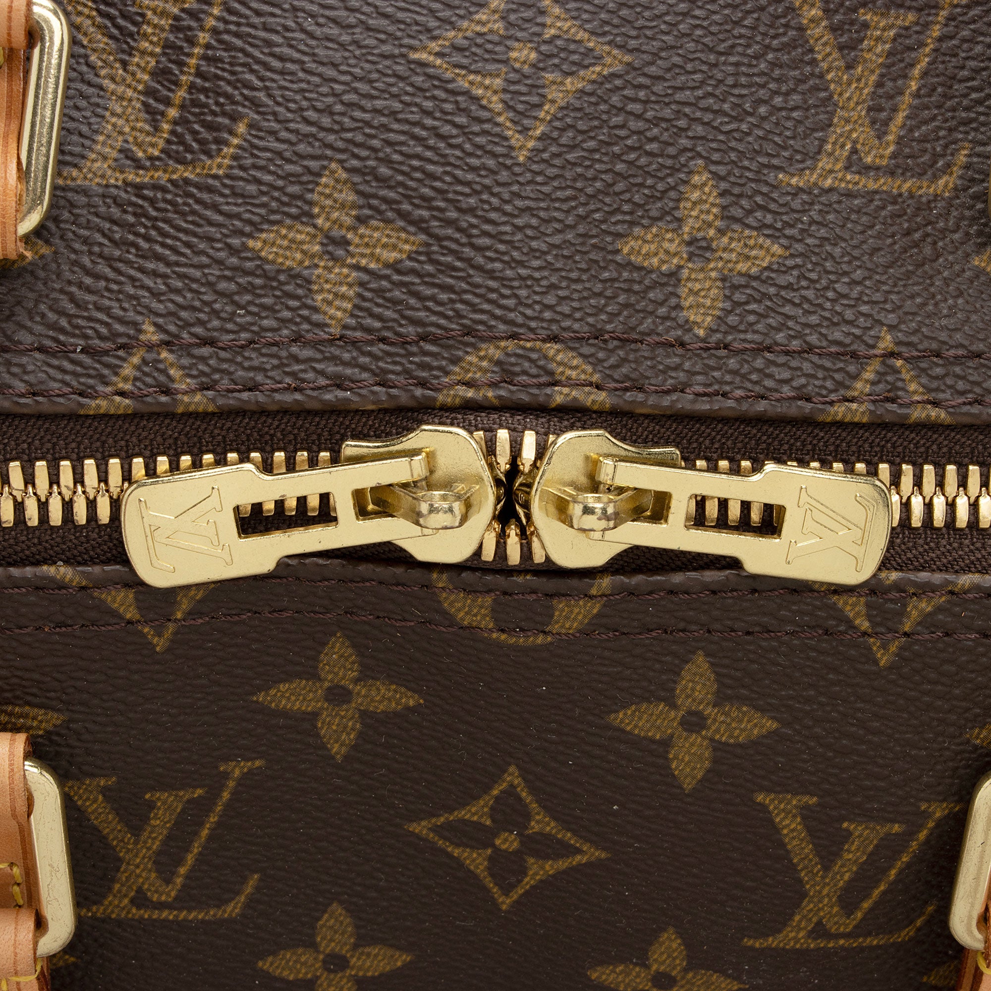 Louis Vuitton Vintage Monogram Canvas Keepall Bandouliere 50 Duffle Bag (SHF-geZCJA)
