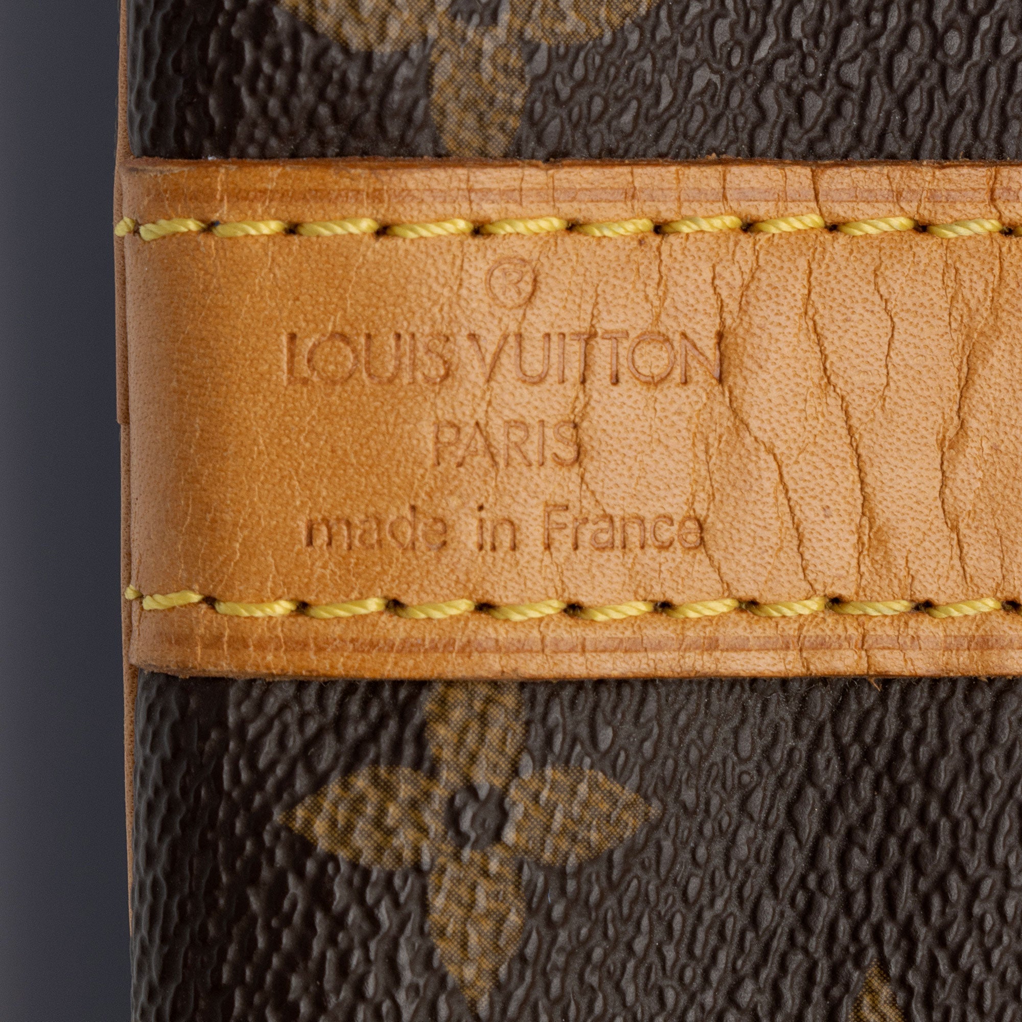 Louis Vuitton Vintage Monogram Canvas Keepall Bandouliere 55 Duffle Bag (SHF-g634Q4)