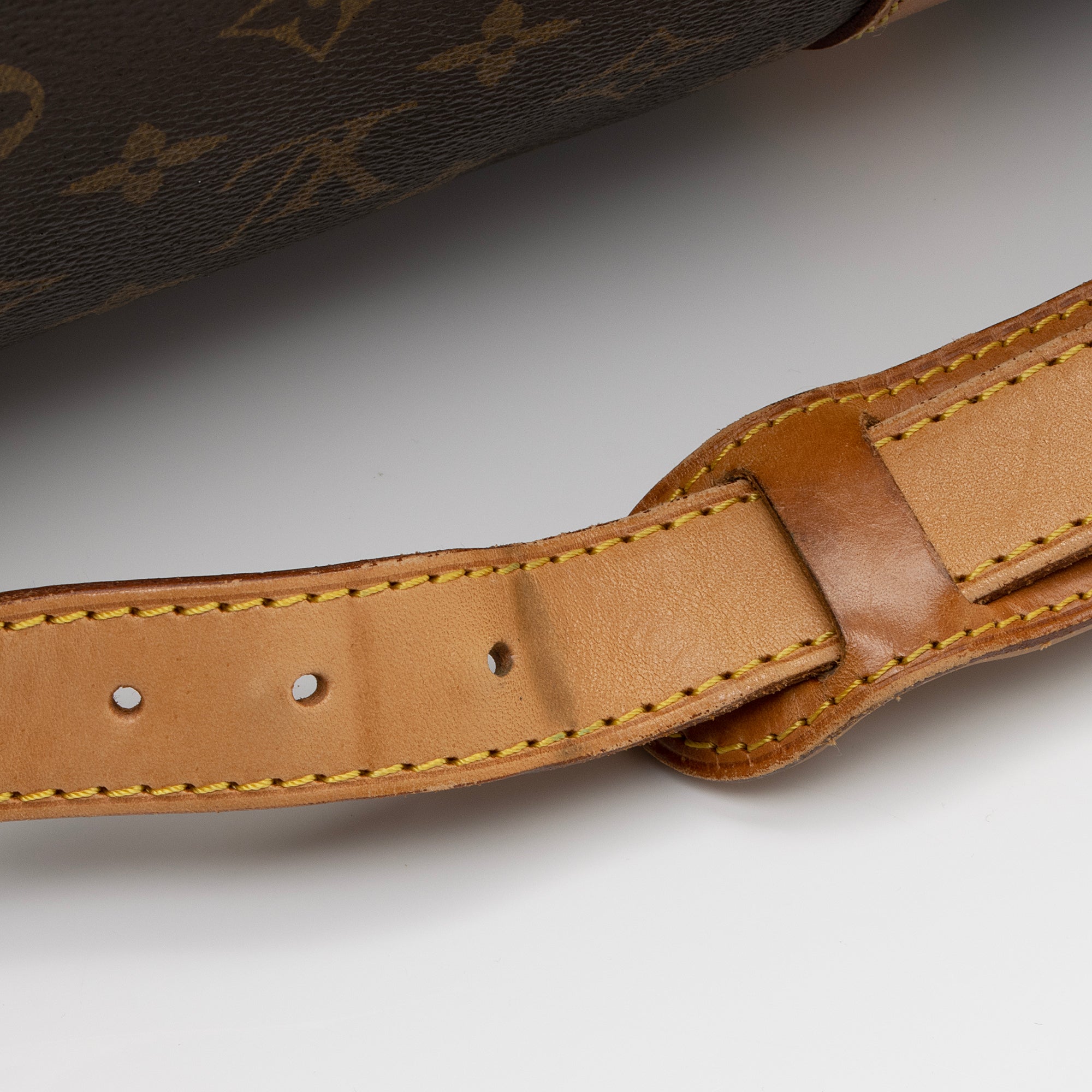 Louis Vuitton Vintage Monogram Canvas Keepall Bandouliere 60 Duffle Bag (SHF-Nob4B7)