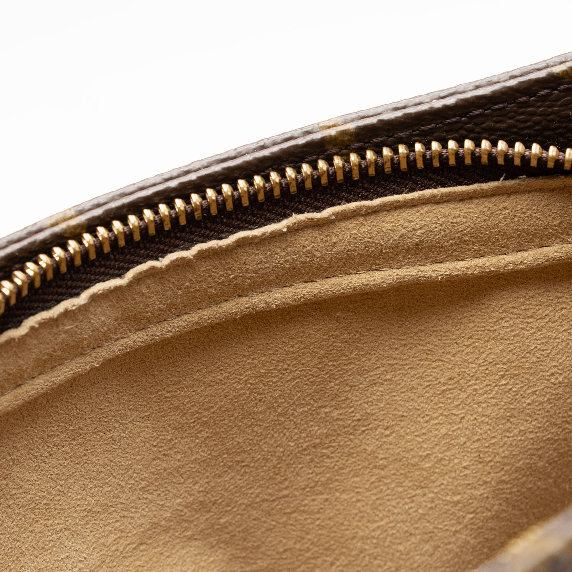 Louis Vuitton Vintage Monogram Canvas Looping GM Shoulder Bag (SHF-MUZTcv)