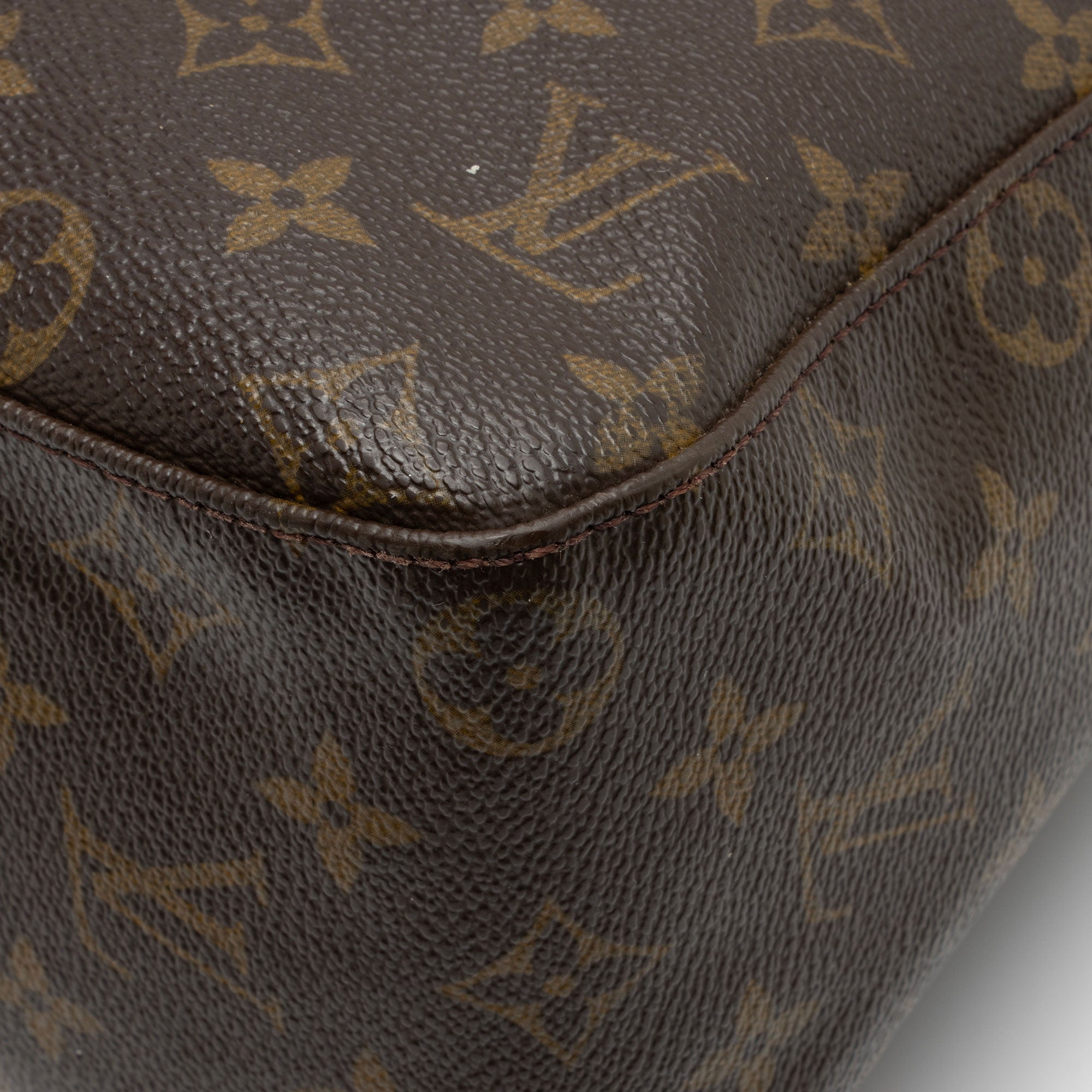 Louis Vuitton Vintage Monogram Canvas Looping GM Shoulder Bag (SHF-D9rKec)
