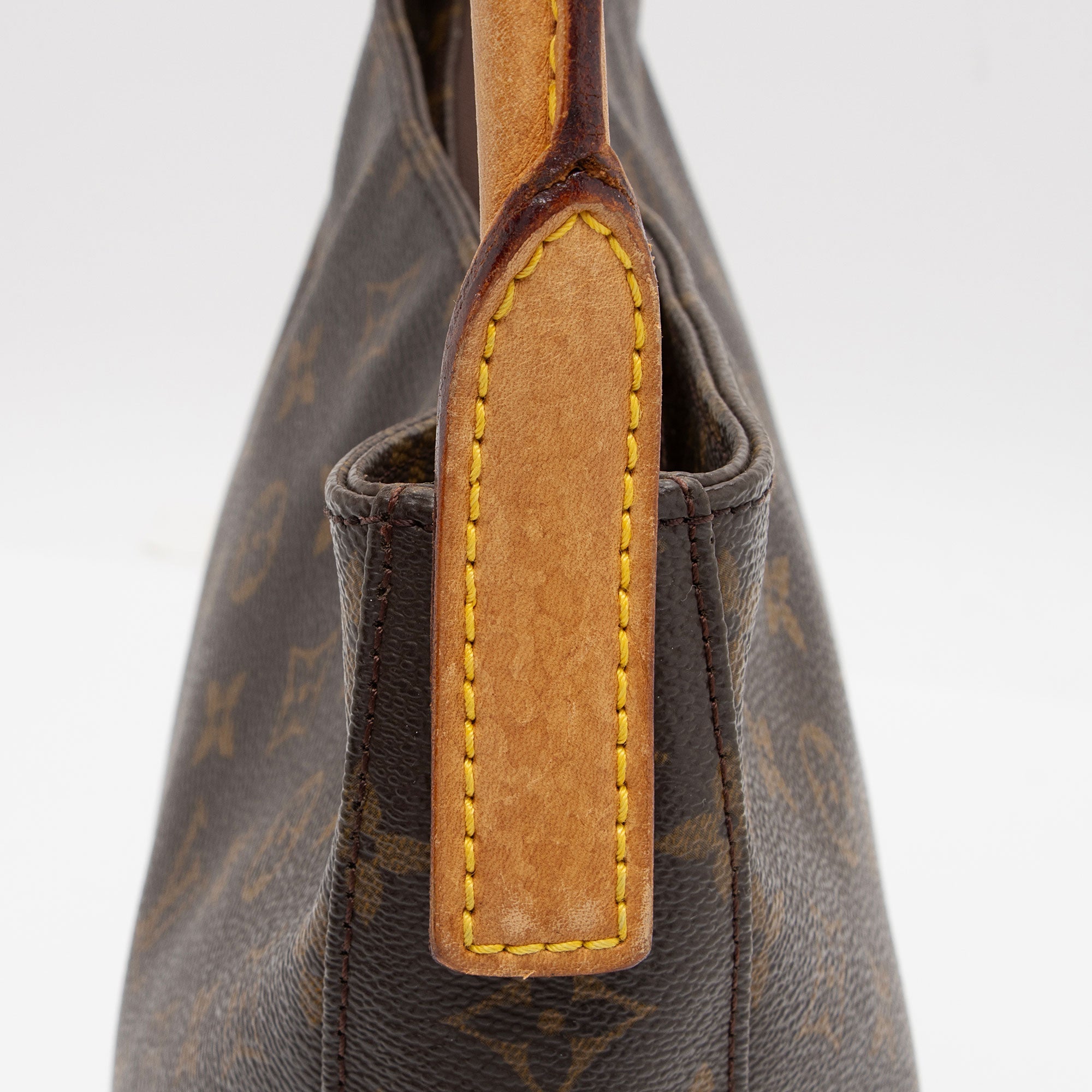 Louis Vuitton Vintage Monogram Canvas Looping GM Shoulder Bag (SHF-cGQjgM)