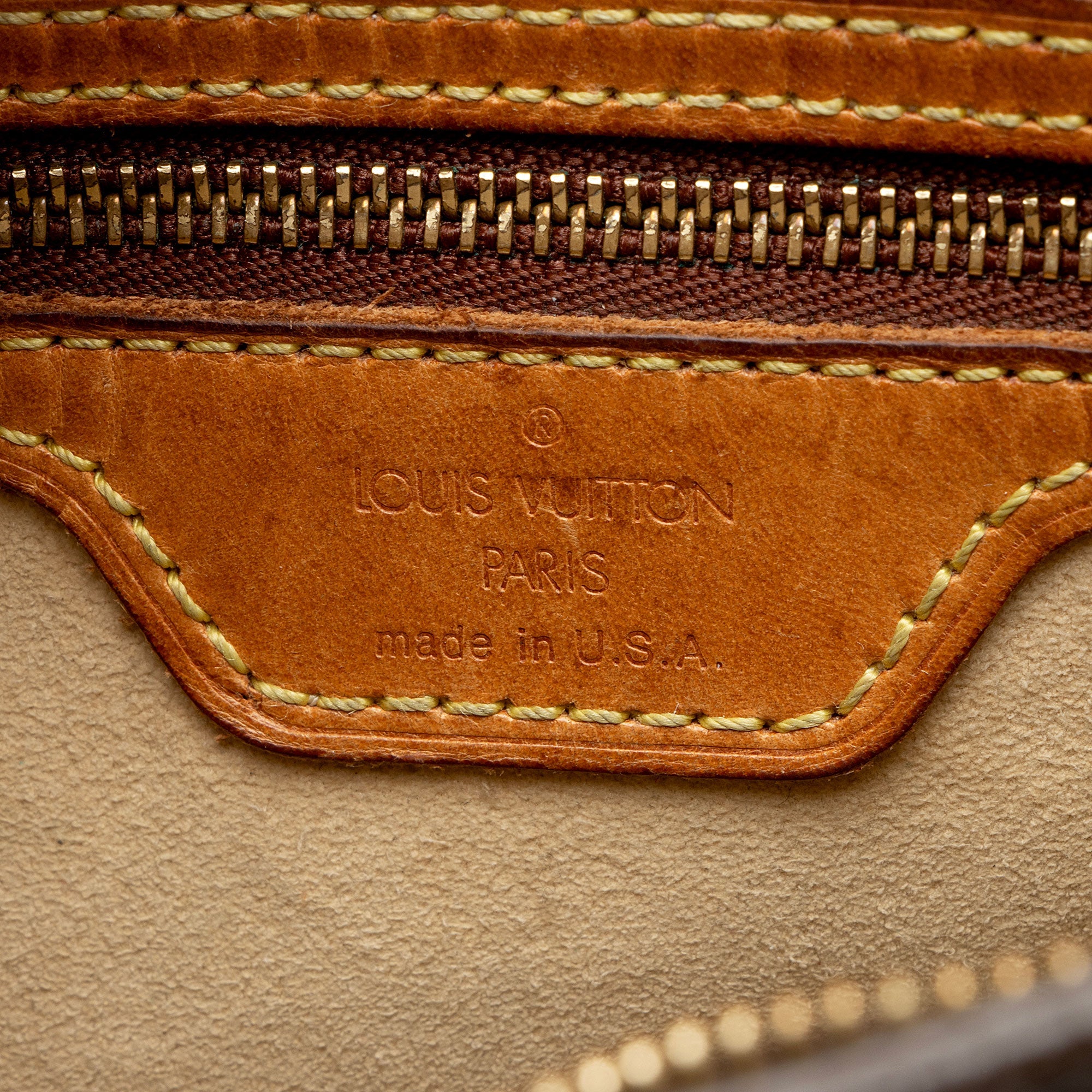 Louis Vuitton Vintage Monogram Canvas Looping MM Shoulder Bag