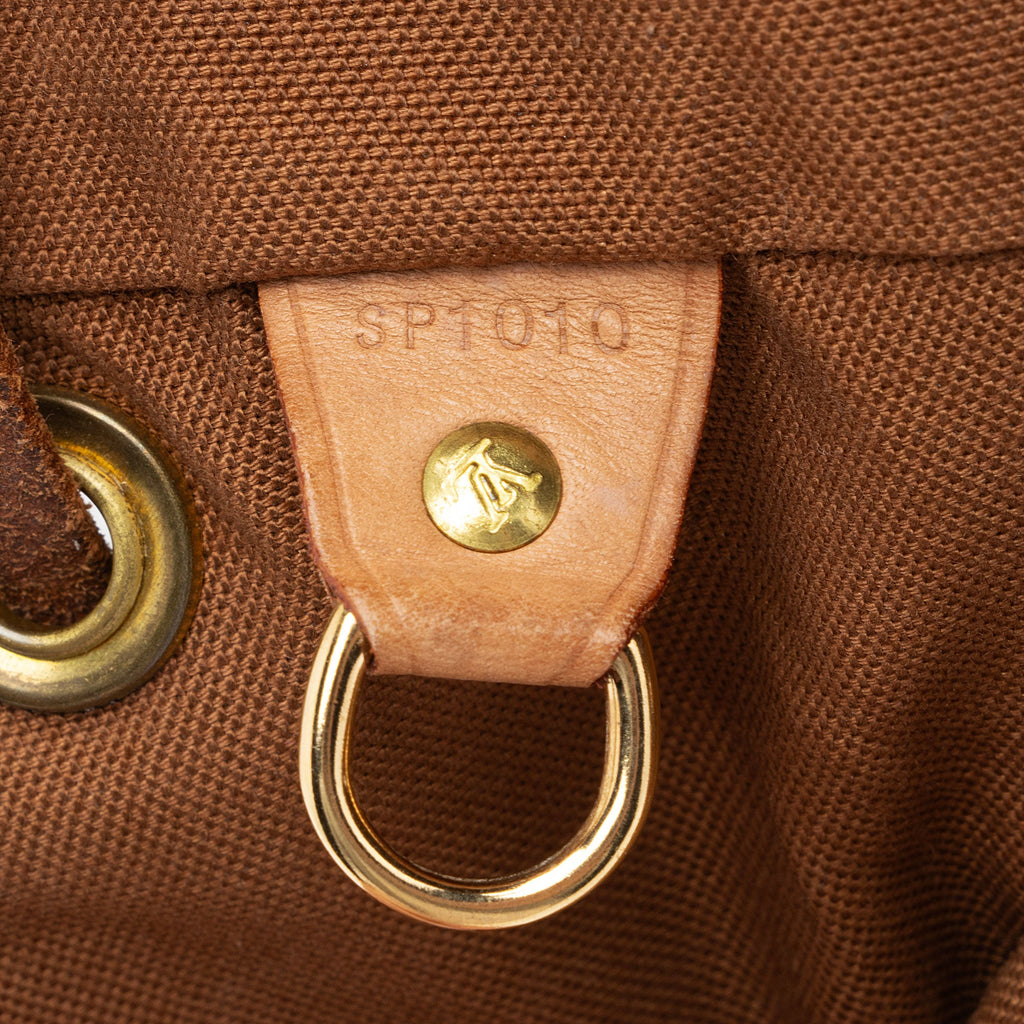 Louis Vuitton Vintage Monogram Canvas Montsouris MM Backpack - FINAL SALE (SHF-F8fFPT)