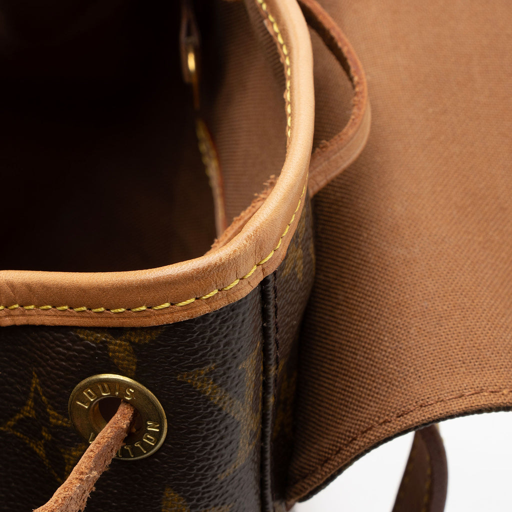 Louis Vuitton Vintage Monogram Canvas Montsouris MM Backpack (SHF-fLlzLX)