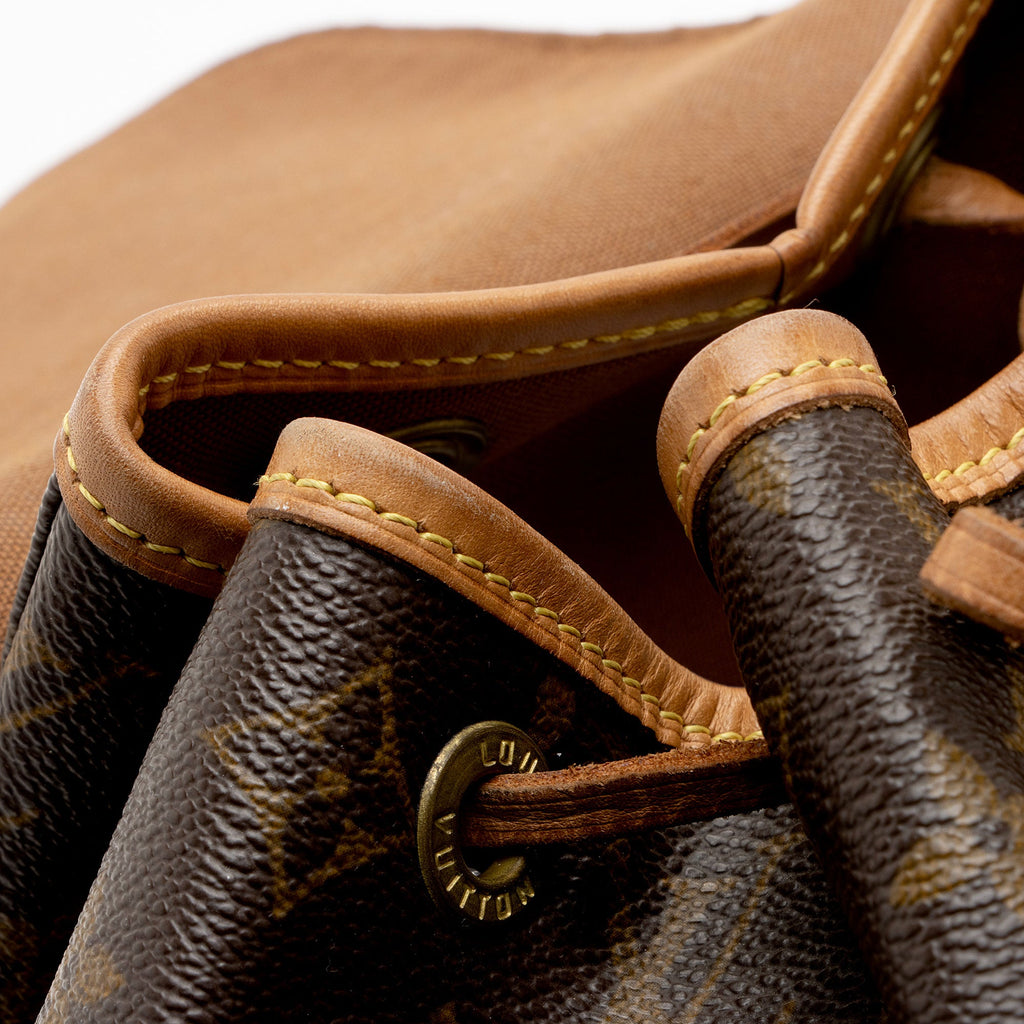 Louis Vuitton Vintage Monogram Canvas Montsouris MM Backpack (SHF-TshViZ)