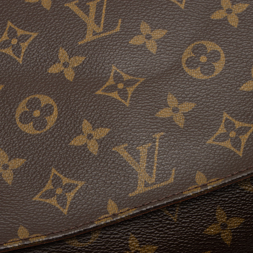 Louis Vuitton Vintage Monogram Canvas Musette Salsa GM Shoulder Bag (SHF-gilnTA)