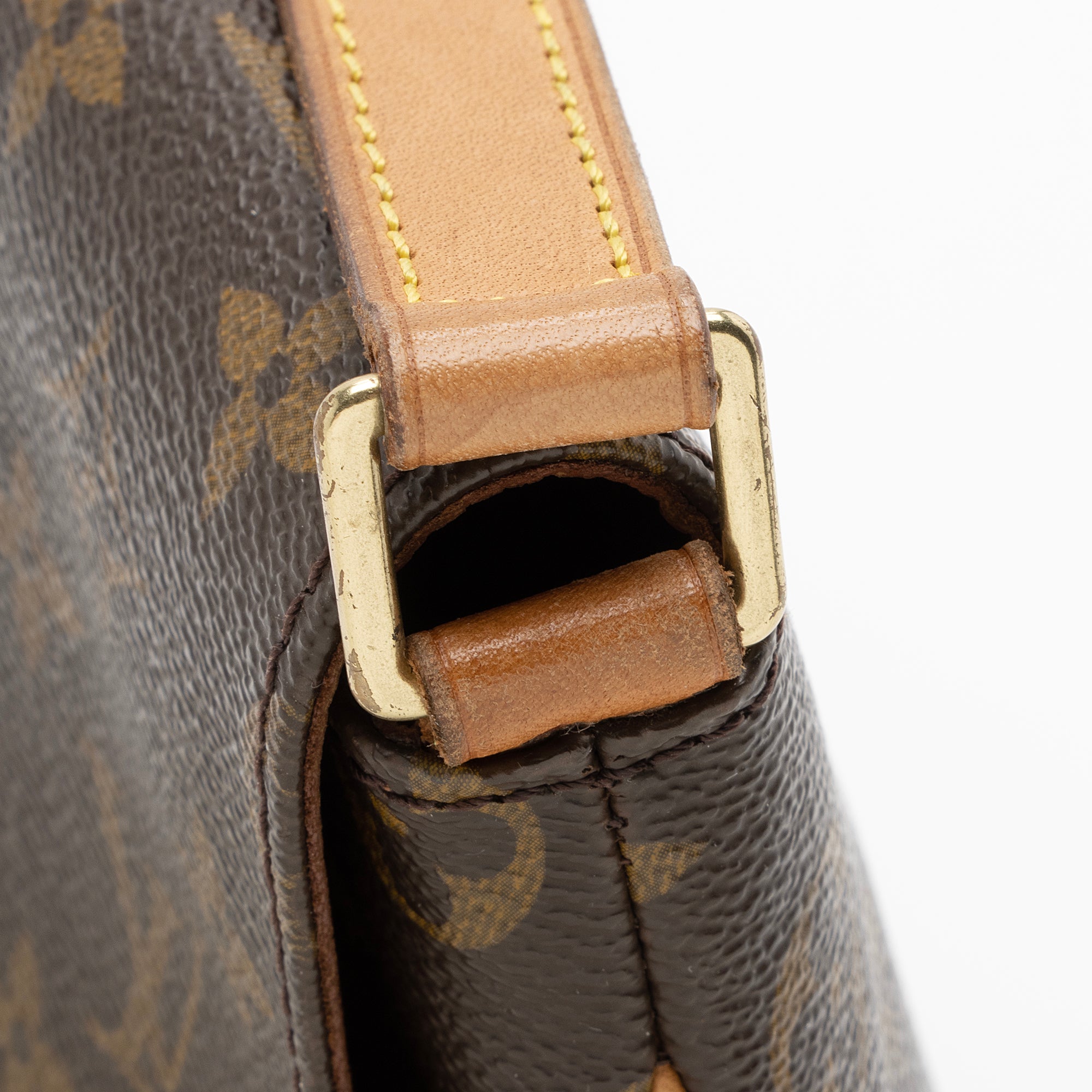 Louis Vuitton Vintage Monogram Canvas Musette Tango Shoulder Bag (SHF-vU796M)