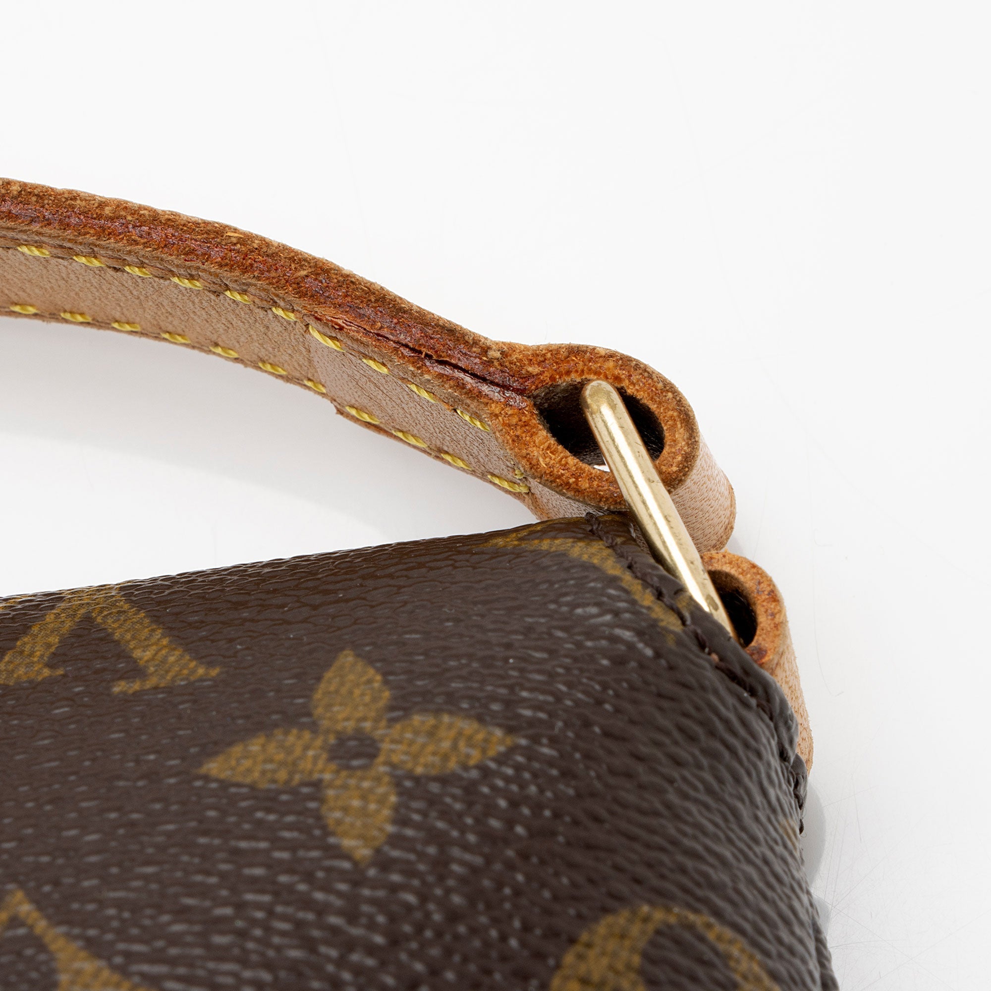 Louis Vuitton Vintage Monogram Canvas Musette Tango Shoulder Bag (SHF-nQS5lD)