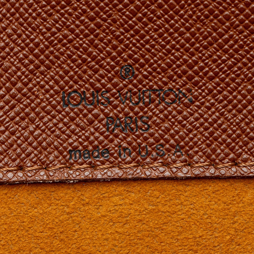 Louis Vuitton Vintage Monogram Canvas Musette Tango Shoulder Bag (SHF-nQS5lD)