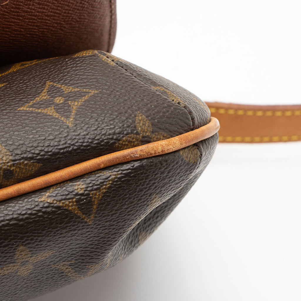 Louis Vuitton Vintage Monogram Canvas Musette Tango Shoulder Bag (SHF-RSn9Bq)