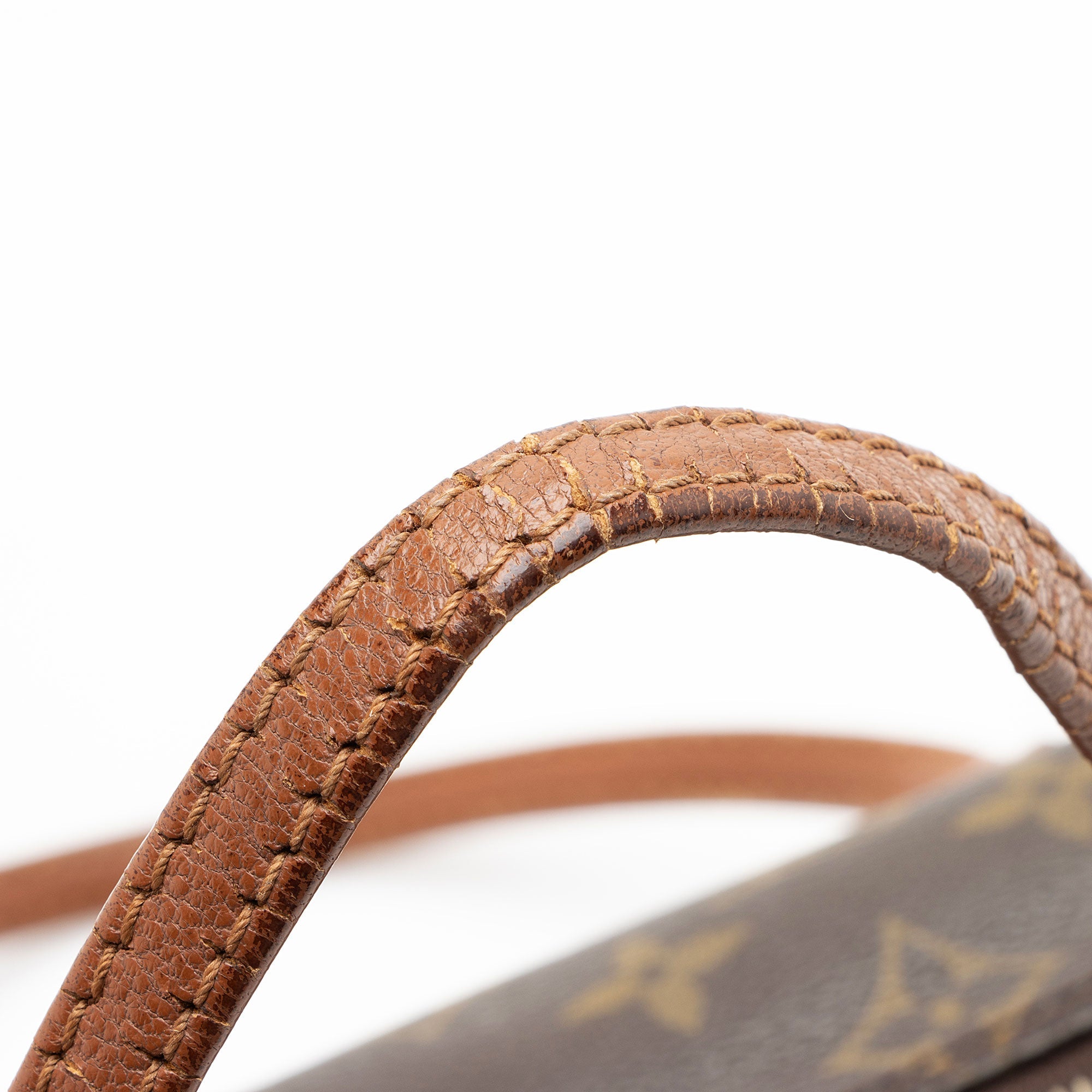 Louis Vuitton Vintage Monogram Canvas Papillon 26 Satchel
