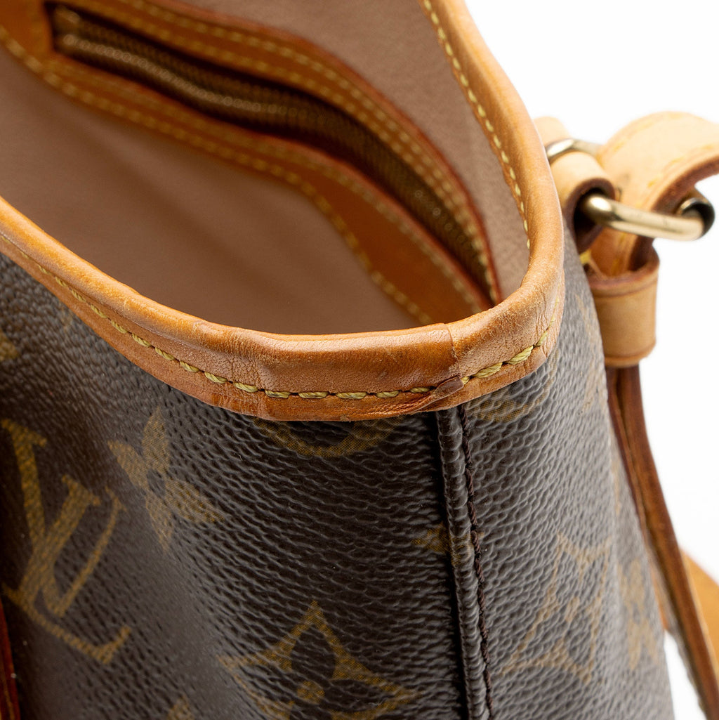 Louis Vuitton Vintage Monogram Canvas Petit Bucket Tote