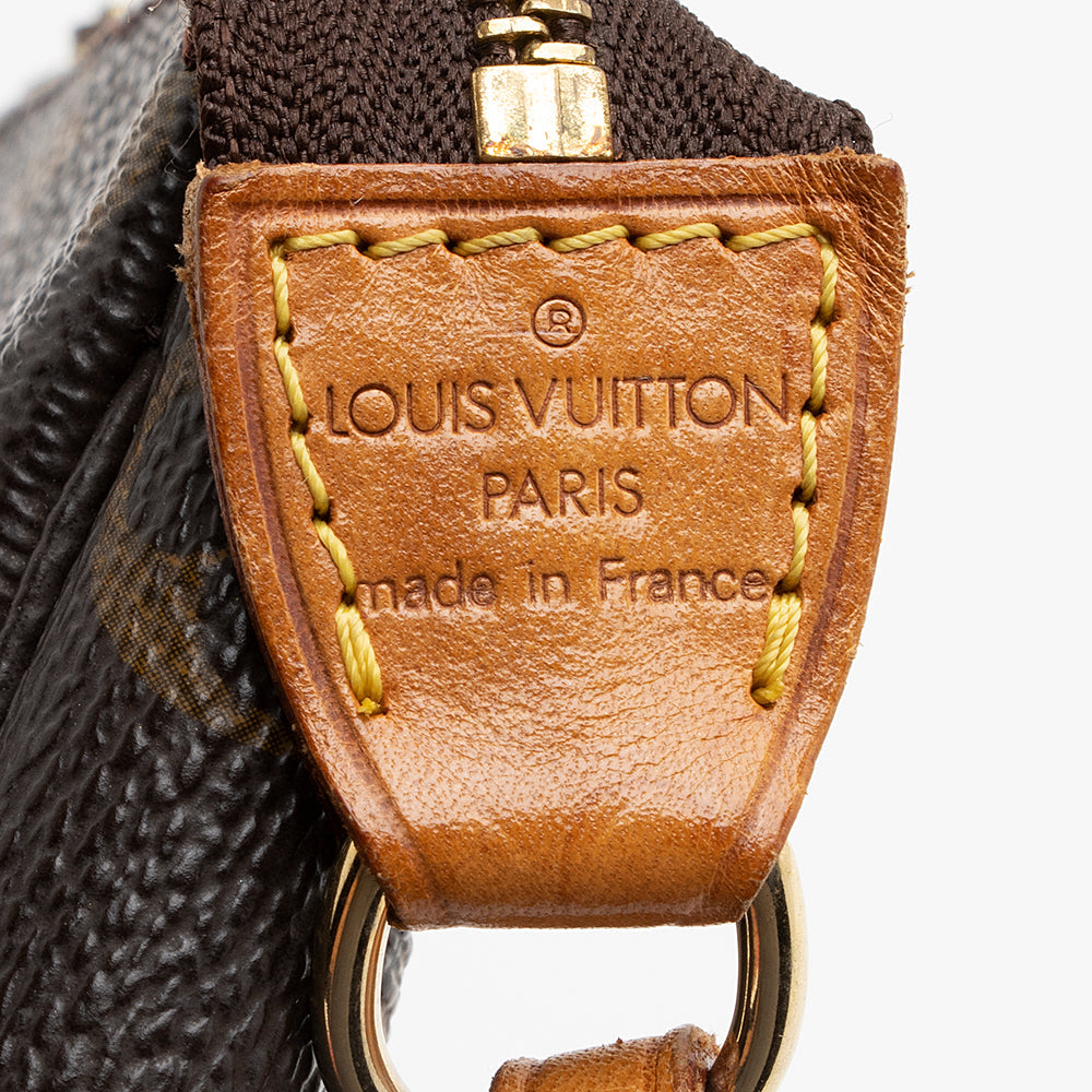 Louis Vuitton Vintage Monogram Canvas Pochette Accessoires (SHF-21353)