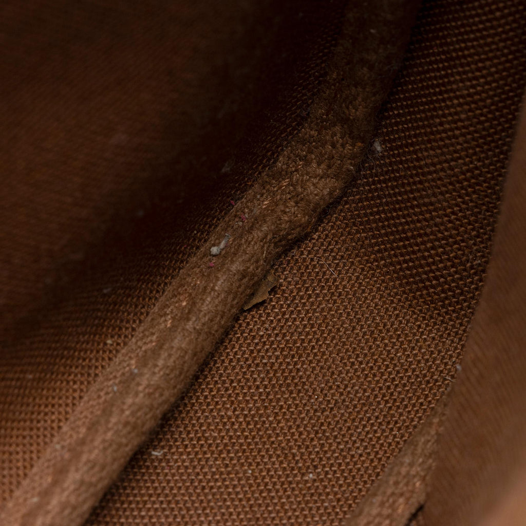 Louis Vuitton Vintage Monogram Canvas Pochette Accessoires (SHF-5KeIJ0)