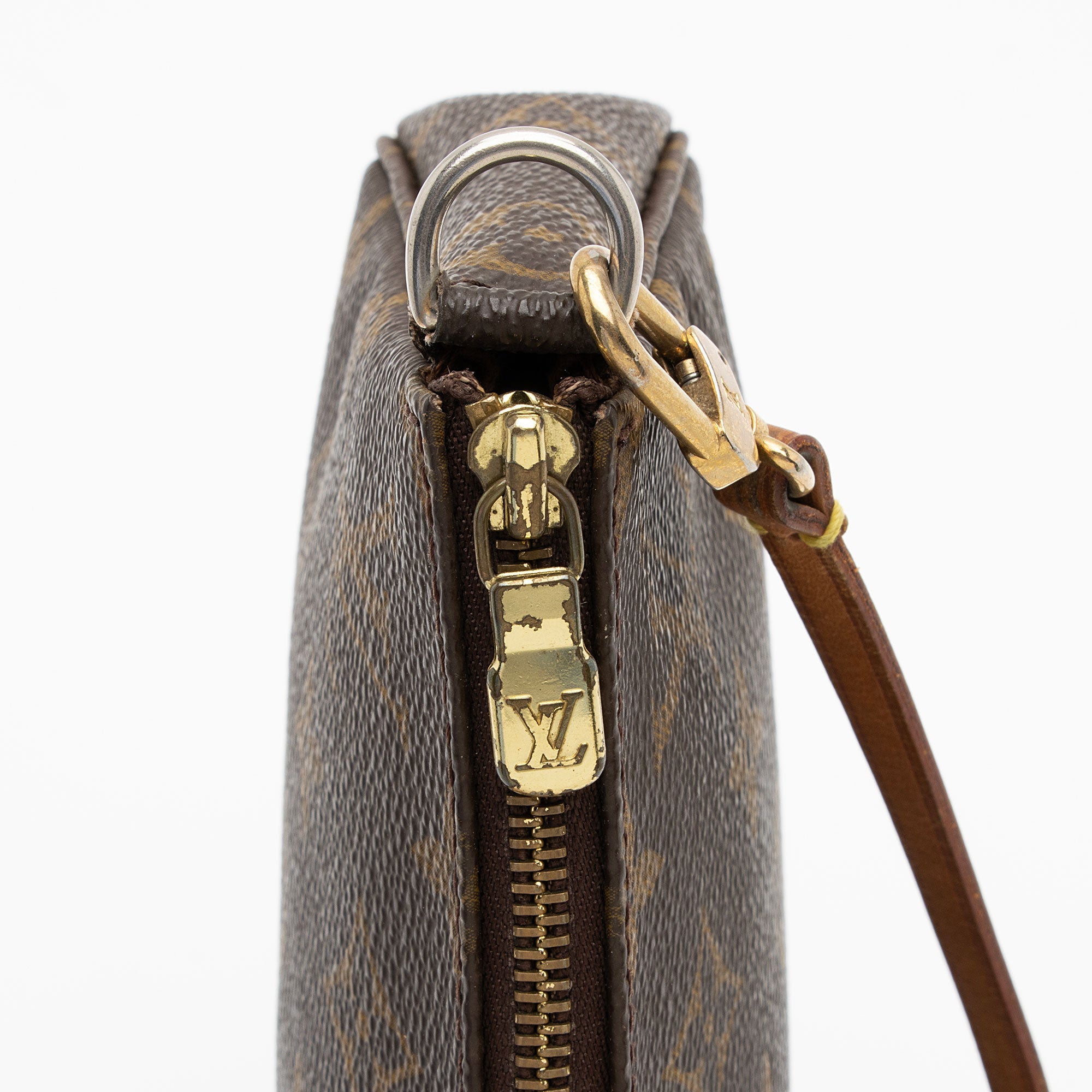 Louis Vuitton Vintage Monogram Canvas Pochette Accessoires (SHF-9OsCbe)