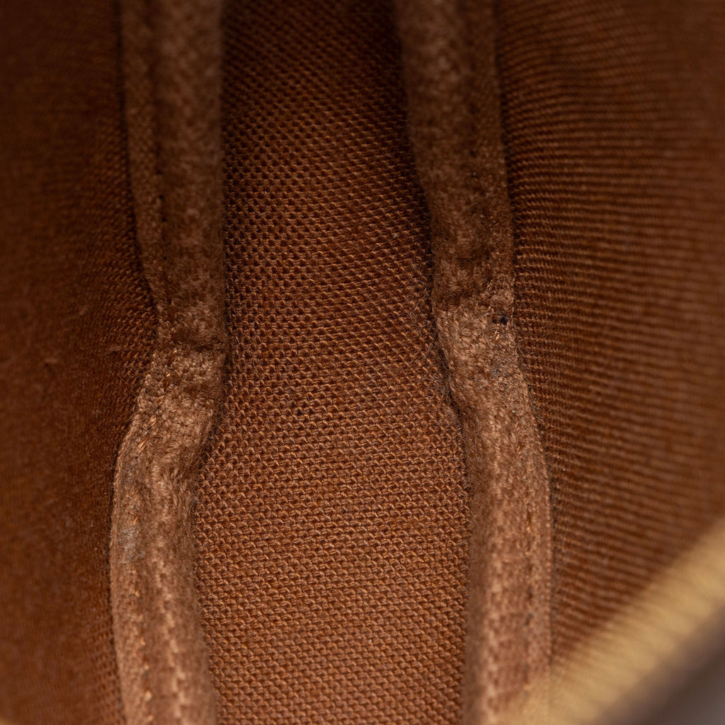 Louis Vuitton Vintage Monogram Canvas Pochette Accessoires