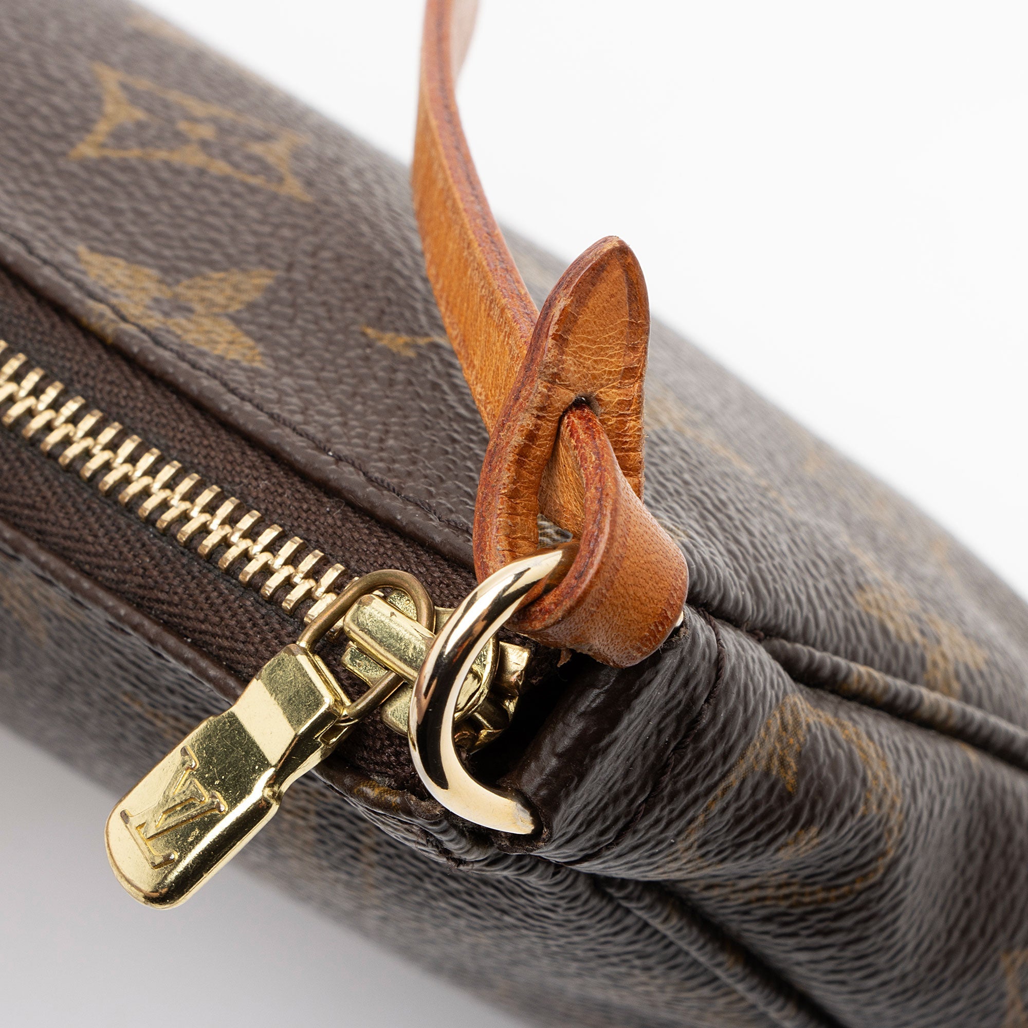 Louis Vuitton Vintage Monogram Canvas Pochette Accessoires