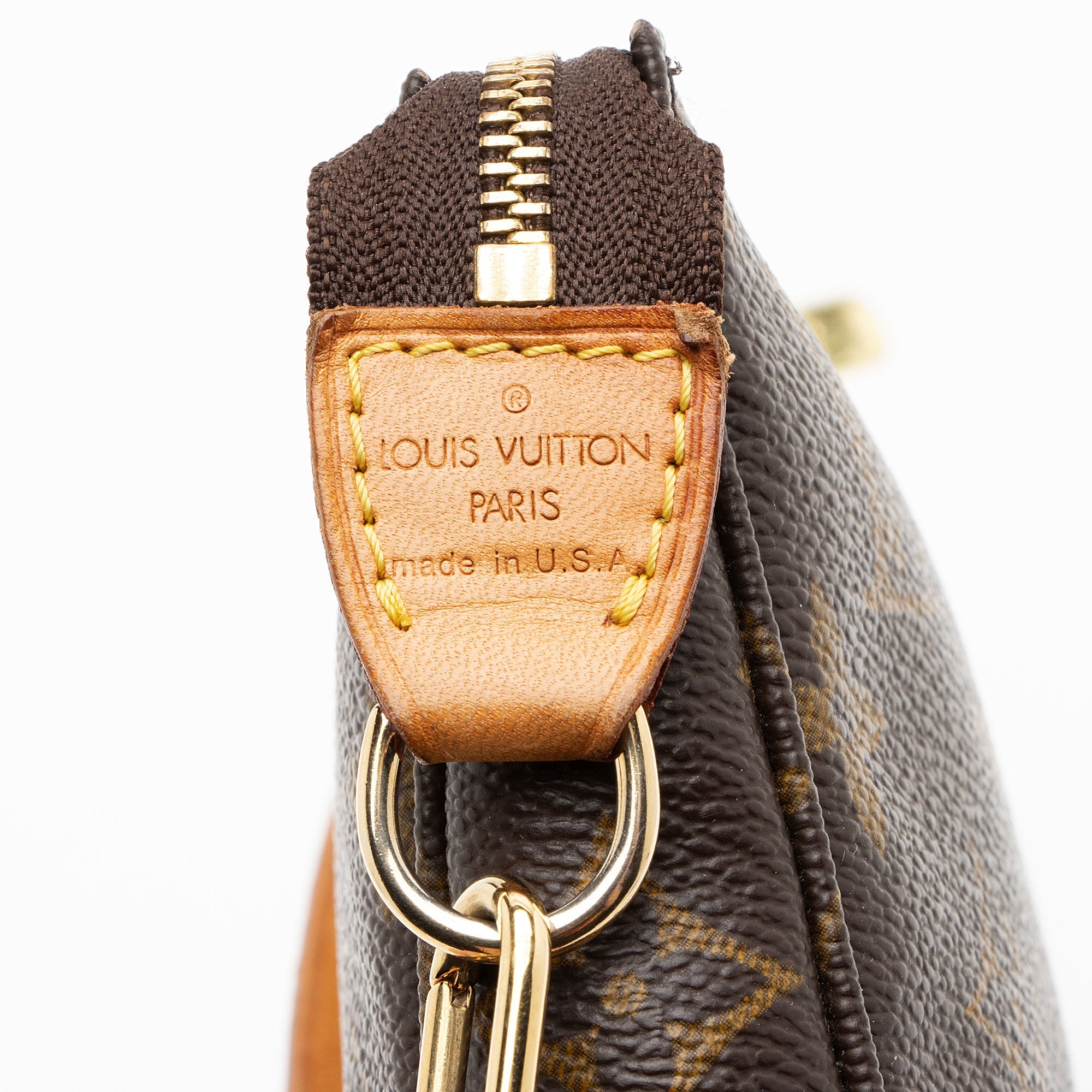 Louis Vuitton Vintage Monogram Canvas Pochette Accessoires