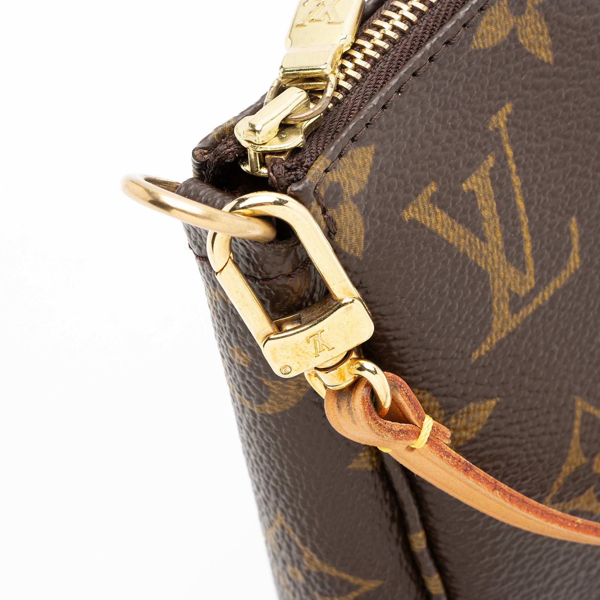 Louis Vuitton Vintage Monogram Canvas Pochette Accessoires