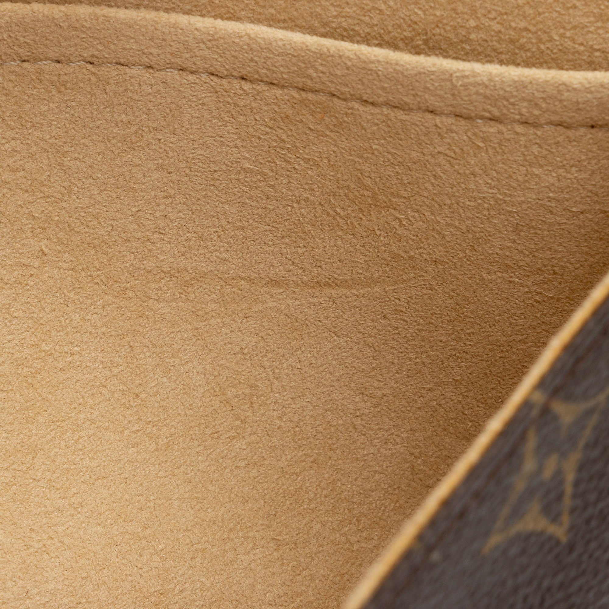 Louis Vuitton Vintage Monogram Canvas Pochette Twin GM Shoulder Bag (SHF-to1955)