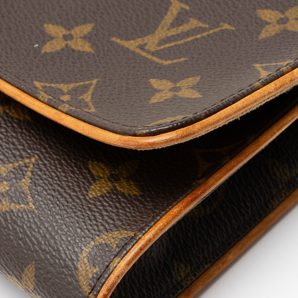 Louis Vuitton Vintage Monogram Canvas Pochette Twin GM Shoulder Bag
