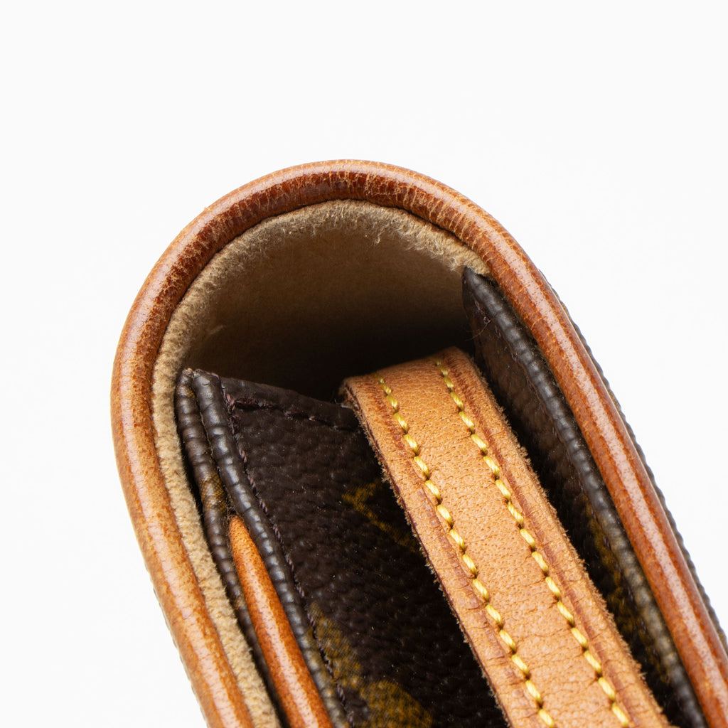 Louis Vuitton Vintage Monogram Canvas Pochette Twin GM Shoulder Bag