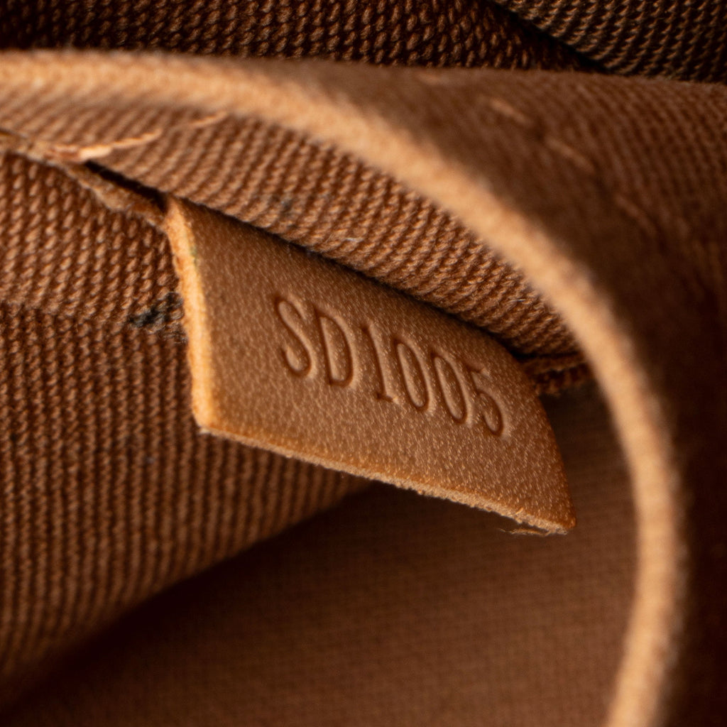 Louis Vuitton Vintage Monogram Canvas Popincourt Haute Shoulder Bag