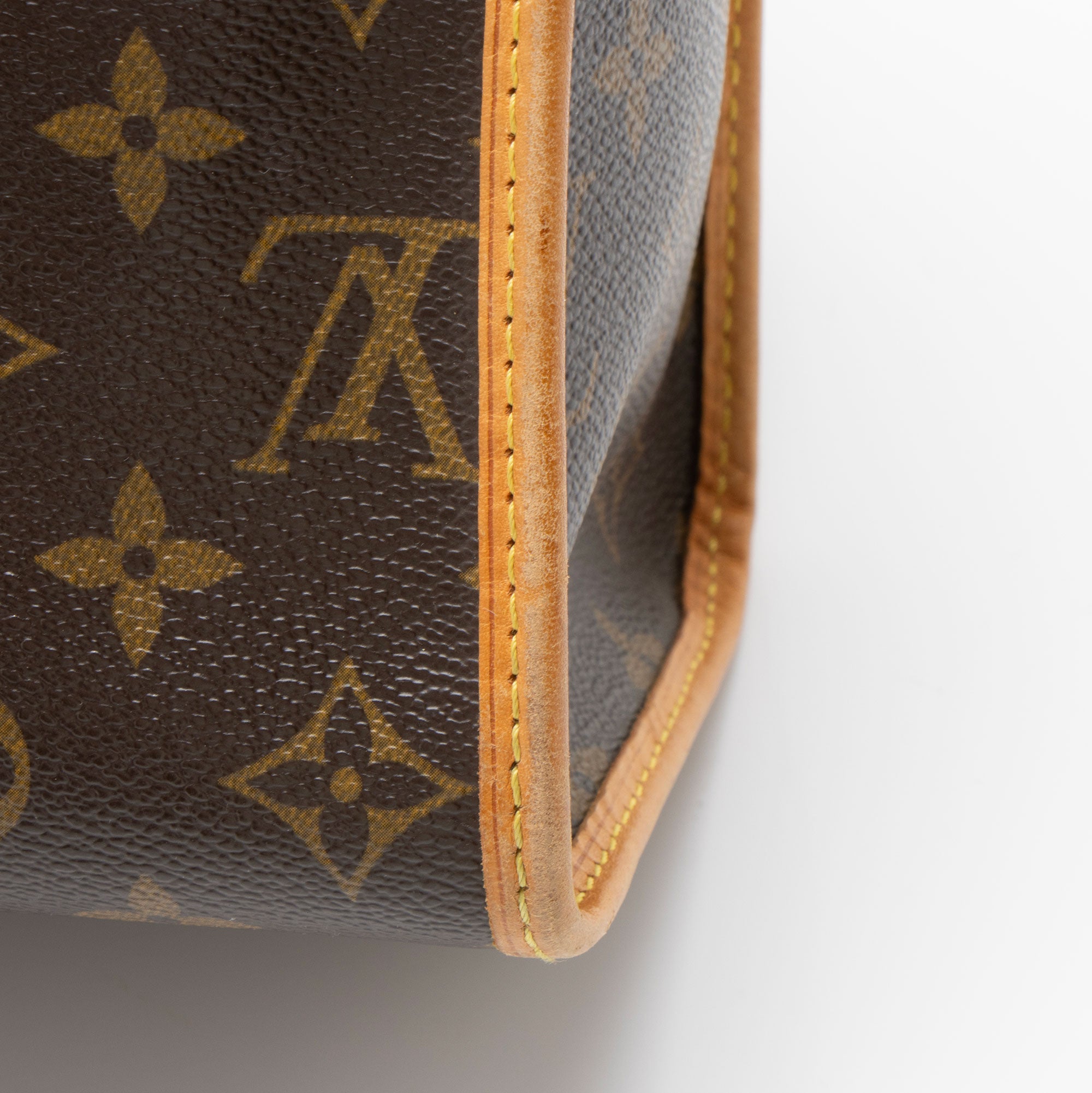 Louis Vuitton Vintage Monogram Canvas Popincourt Haute Shoulder Bag