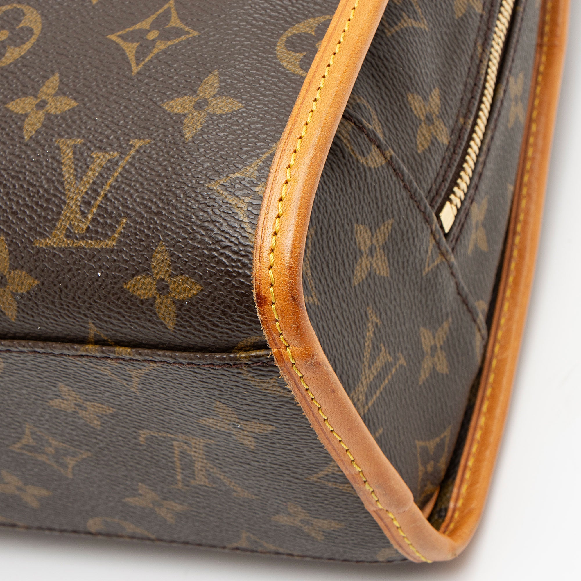 Louis Vuitton Vintage Monogram Canvas Rivoli Briefcase (SHF-KiNOlo)