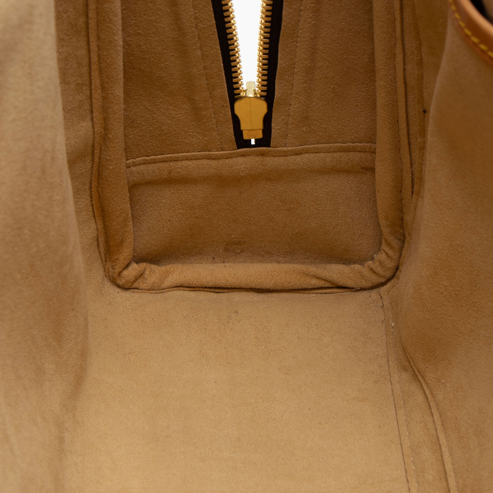 Louis Vuitton Vintage Monogram Canvas Rivoli Briefcase (SHF-KiNOlo)