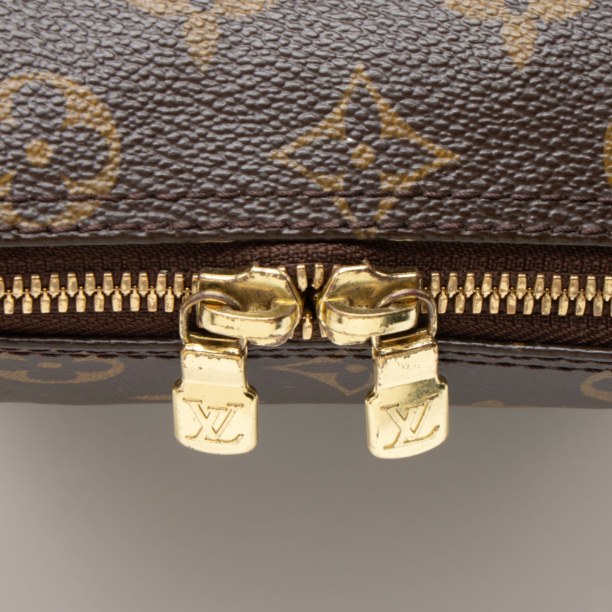 Louis Vuitton Vintage Monogram Canvas Sac Coussin GM Shoulder Bag