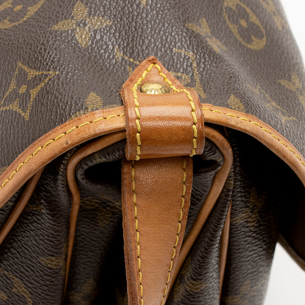 Louis Vuitton Vintage Monogram Canvas Saumur 30 Messenger Bag (SHF-20788)