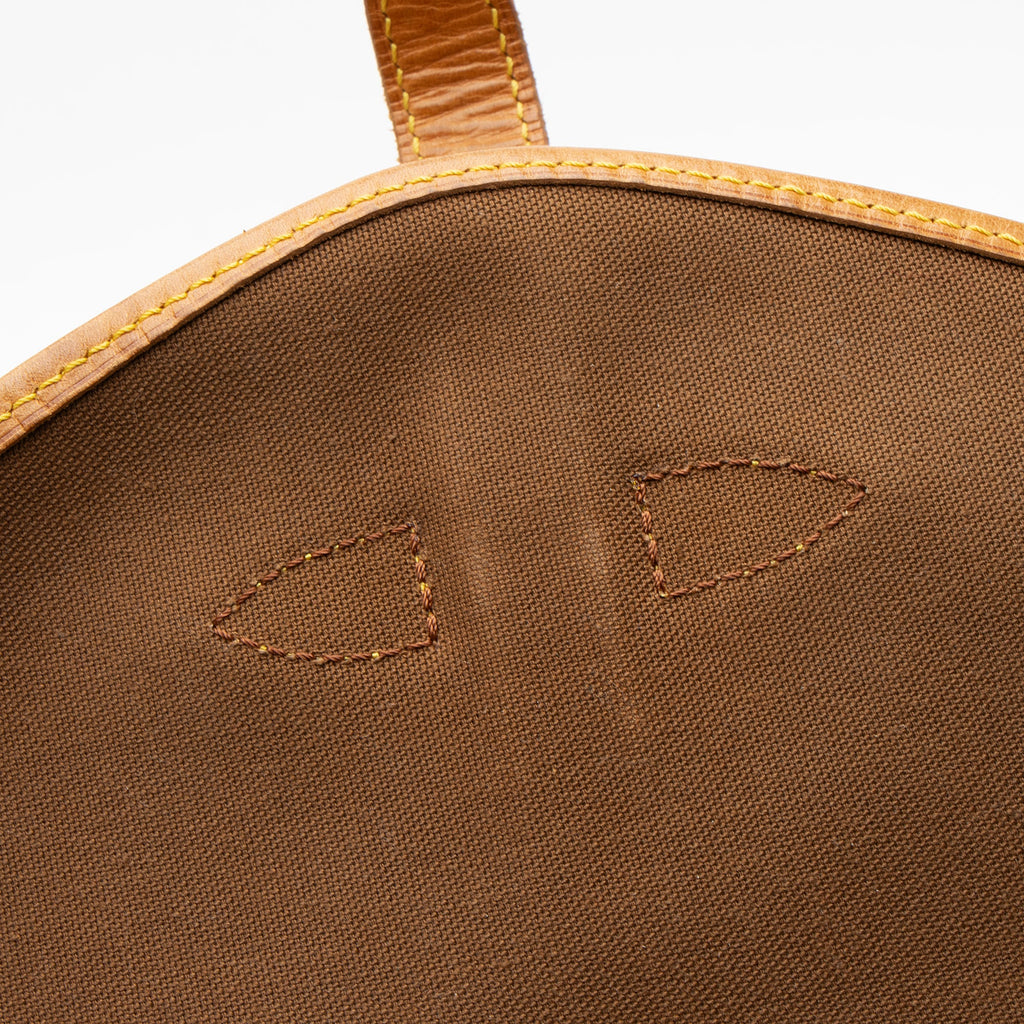 Louis Vuitton Vintage Monogram Canvas Saumur 30 Messenger