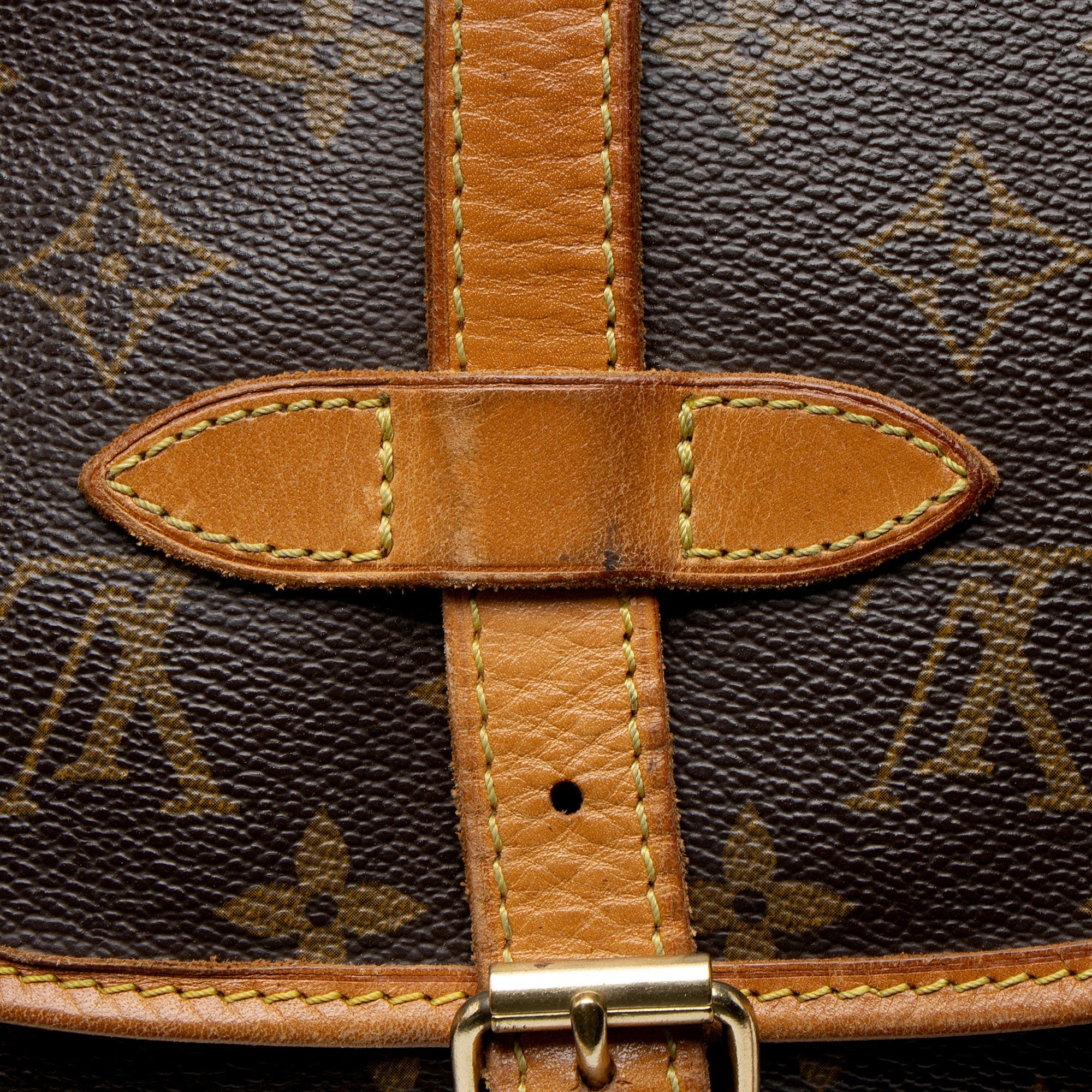 Louis Vuitton Vintage Monogram Canvas Saumur 30 Messenger