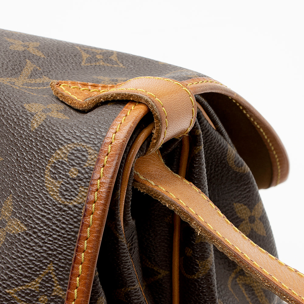 Louis Vuitton Vintage Monogram Canvas Saumur 35 Messenger Bag (SHF-21228)