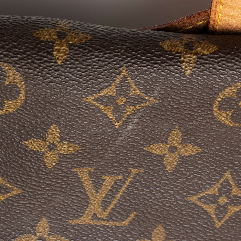 Louis Vuitton Vintage Monogram Canvas Saumur 35 Messenger Bag (SHF-523WYh)